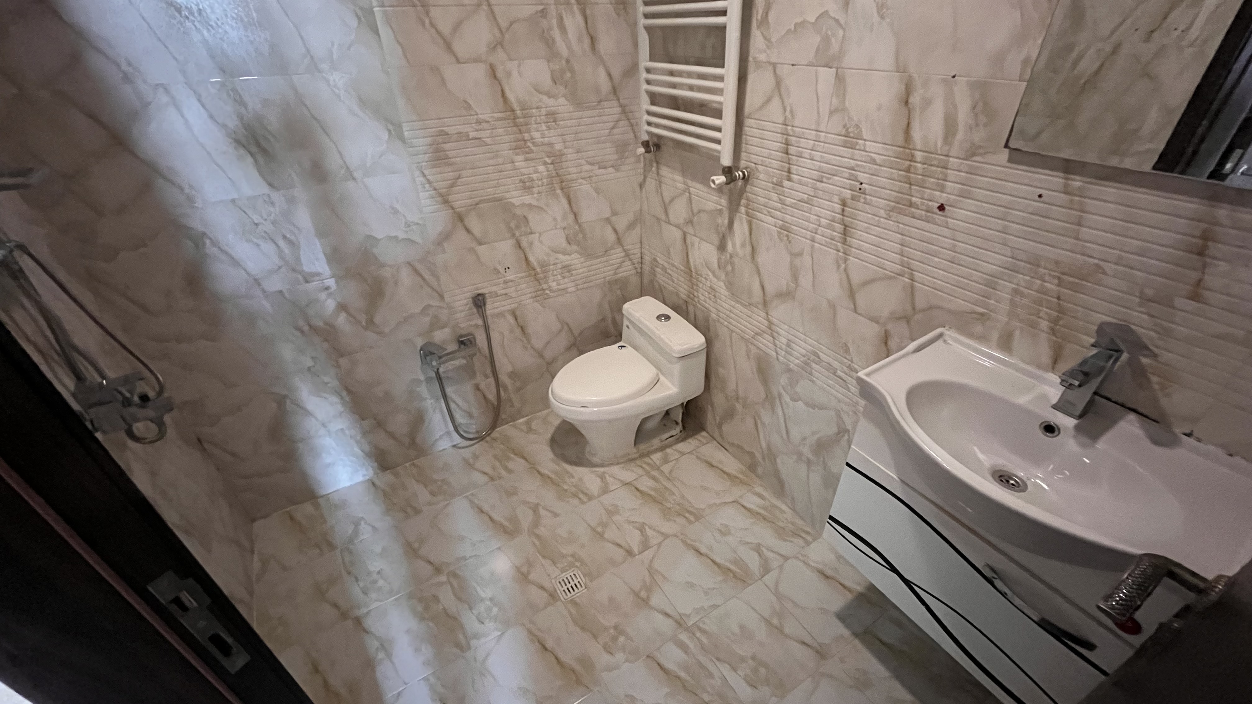 اجاره آپارتمان 150متر هروی فول امکانات