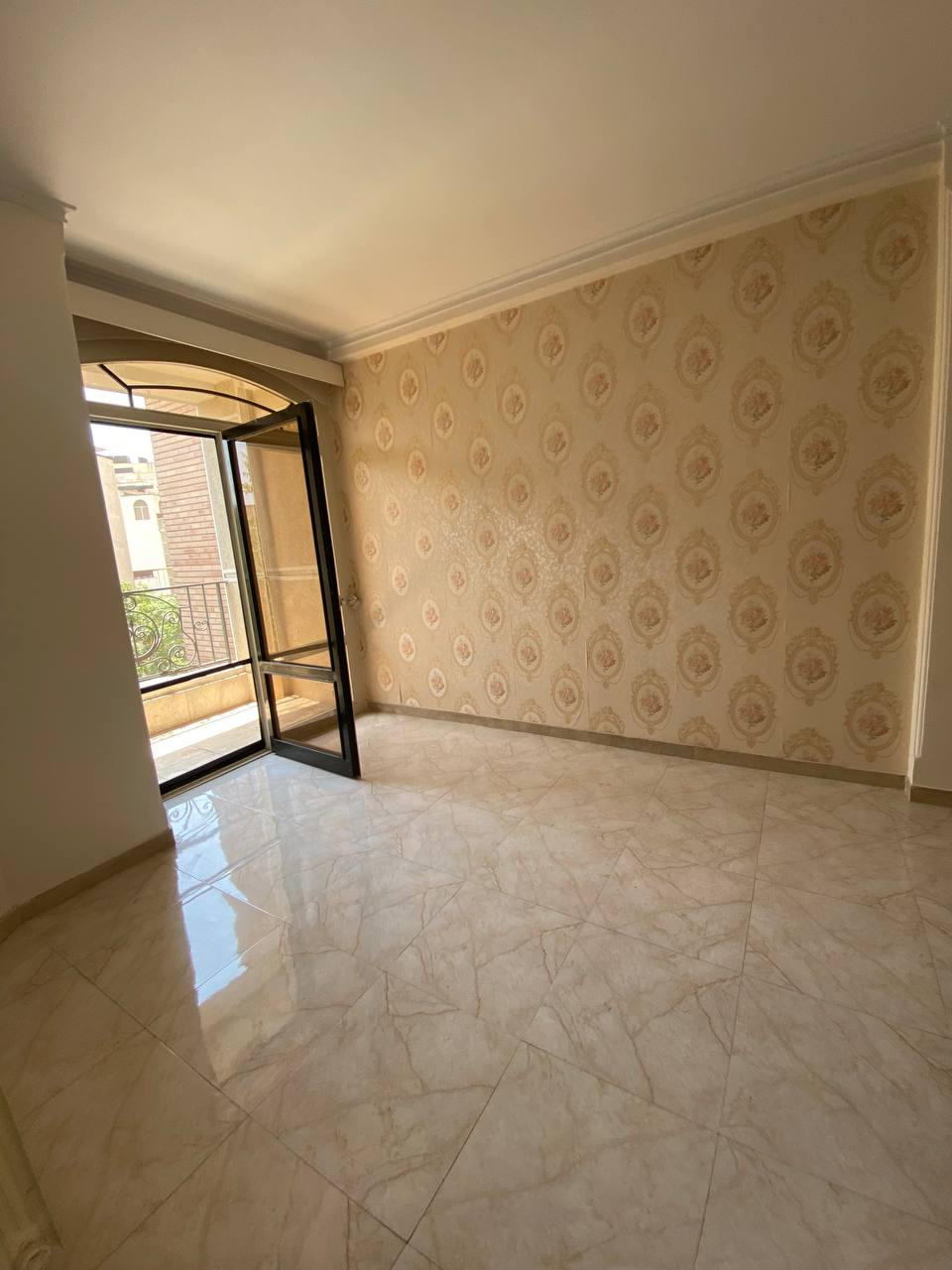 110 متر‌تاپ لوکیشن یاسر در قلب نیاوران