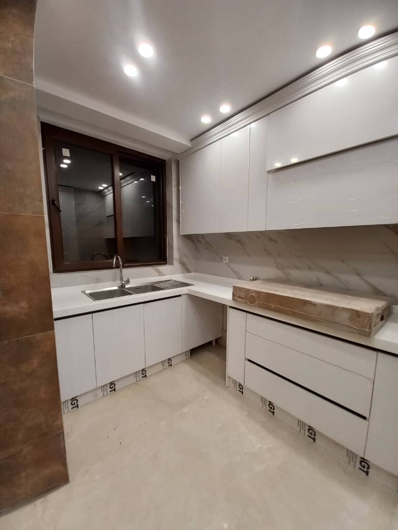 اجاره آپارتمان 130 متر سه خواب کلیدنخورده نارمک