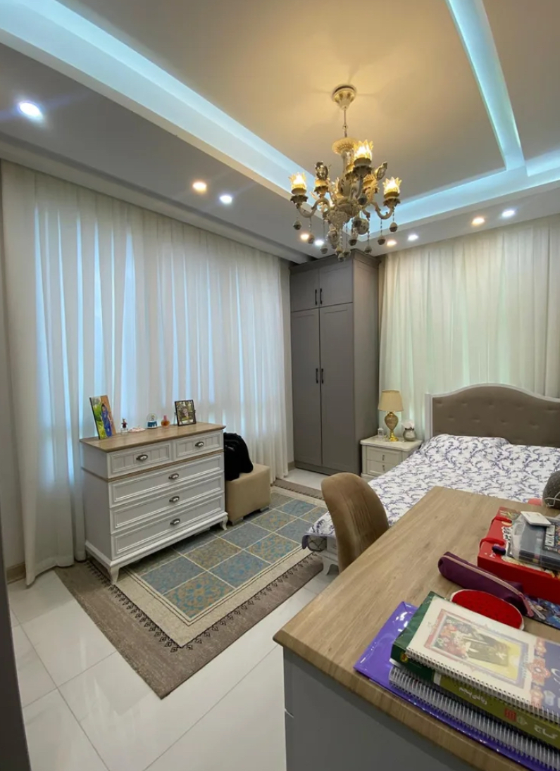 فروش آپارتمان 110 متر دولت  تاپ لوکیشن جهانتاب ویو مشجر