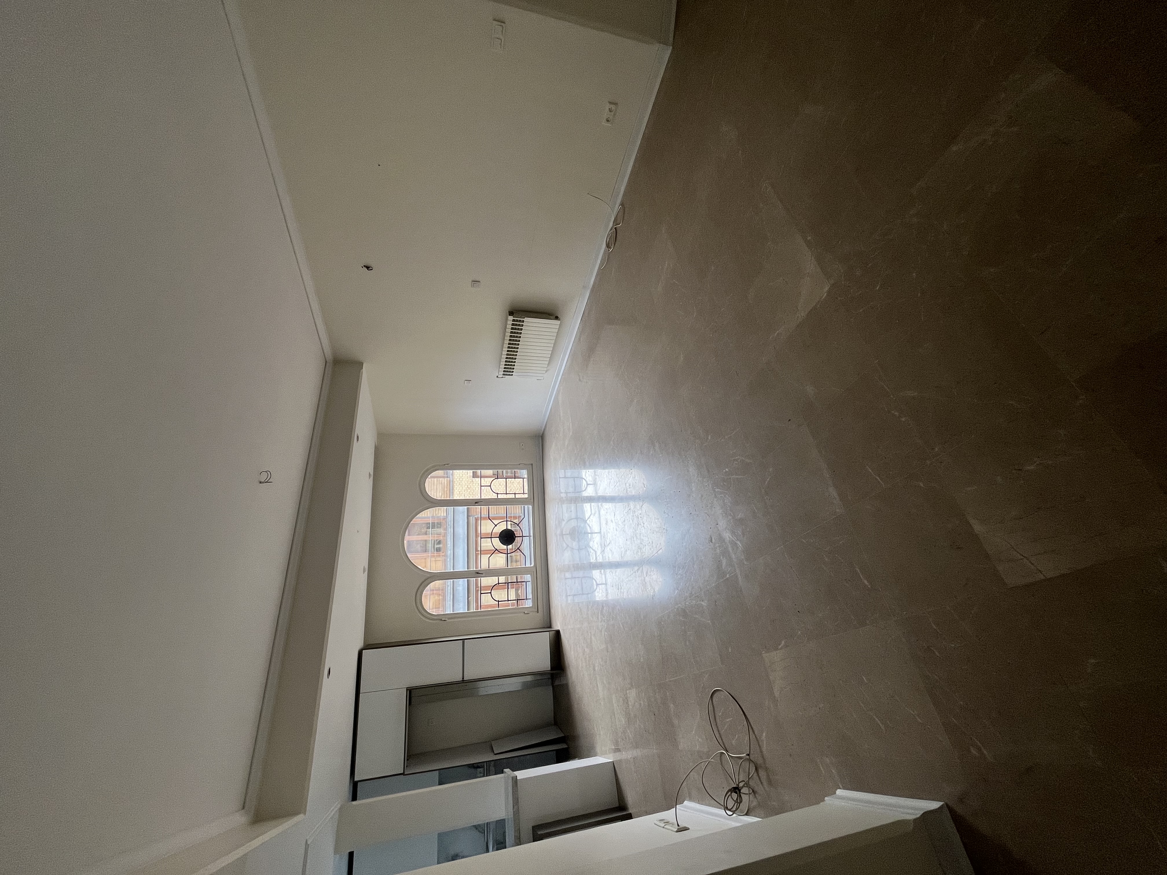 فروش آپارتمان 110 متر طبقه 5 ویو ابدی در تاپ لوکیشن دیباجی