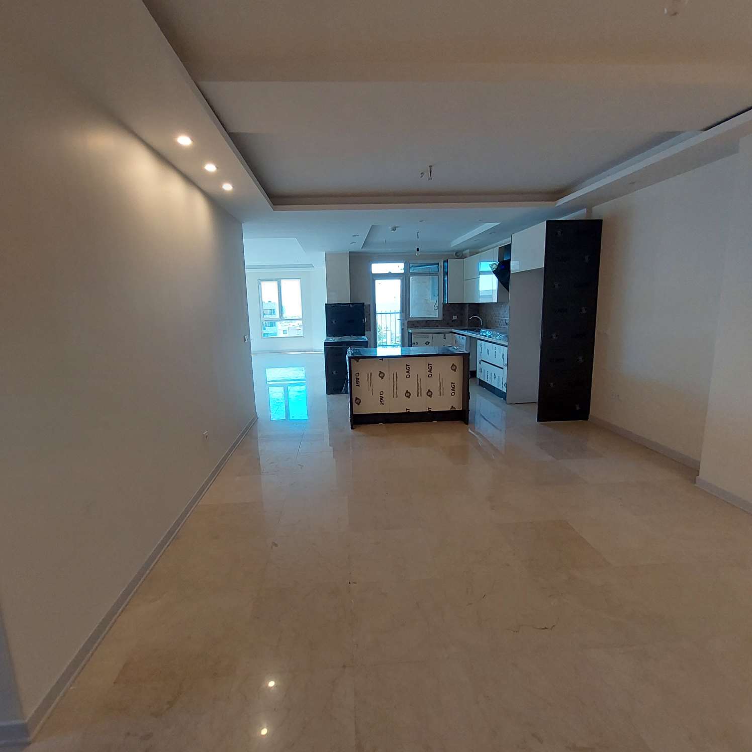 فروش آپارتمان 137 متر کیکاوس 2خواب تاپ لوکیشن