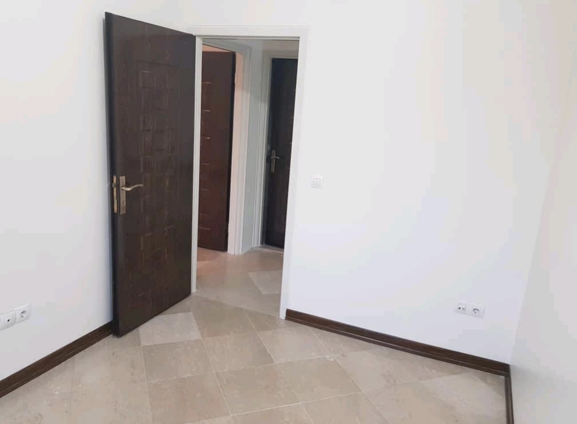 اجاره آپارتمان 94 متر قلهک فول امکانات