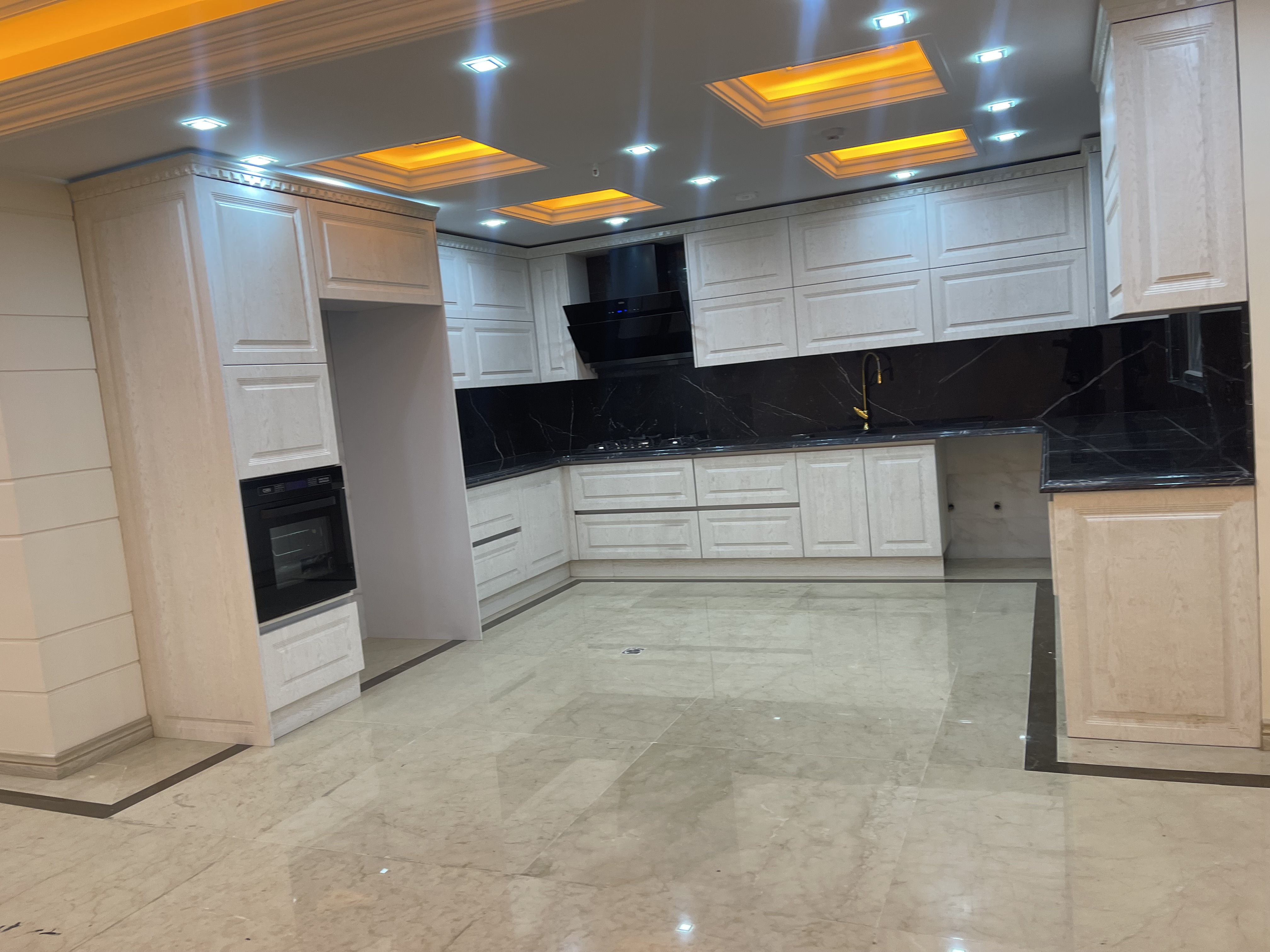 فروش آپارتمان 125 متر فرمانیه 2خواب