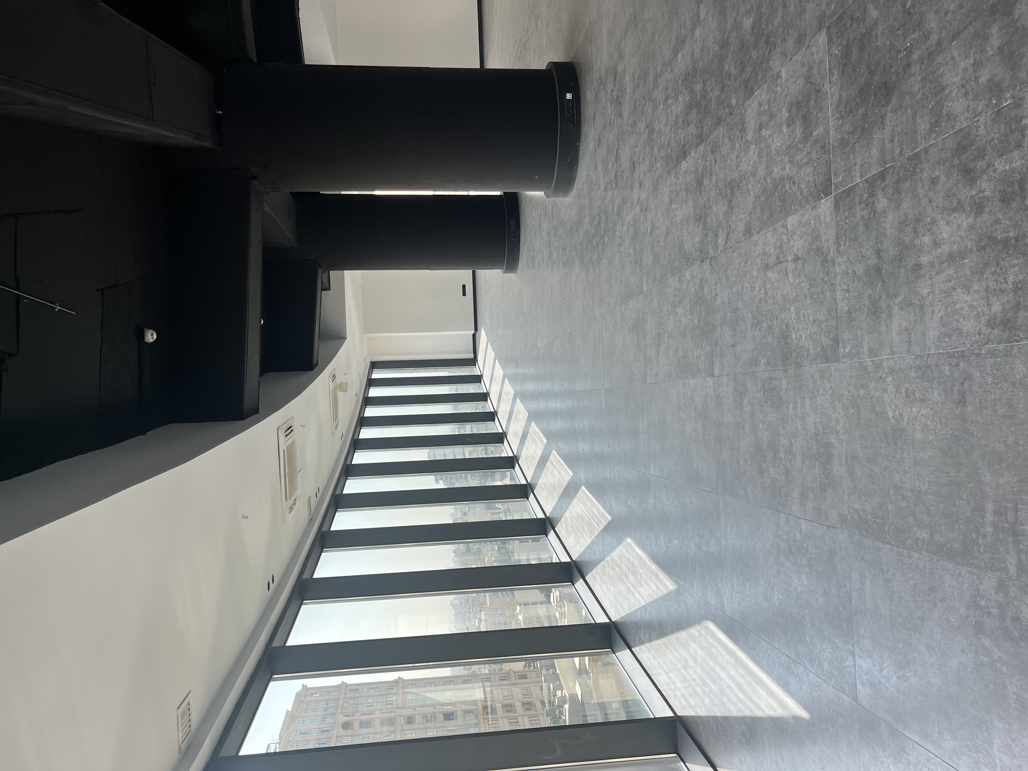 208 متر سند اداری برج‌پارامیس فرمانیه