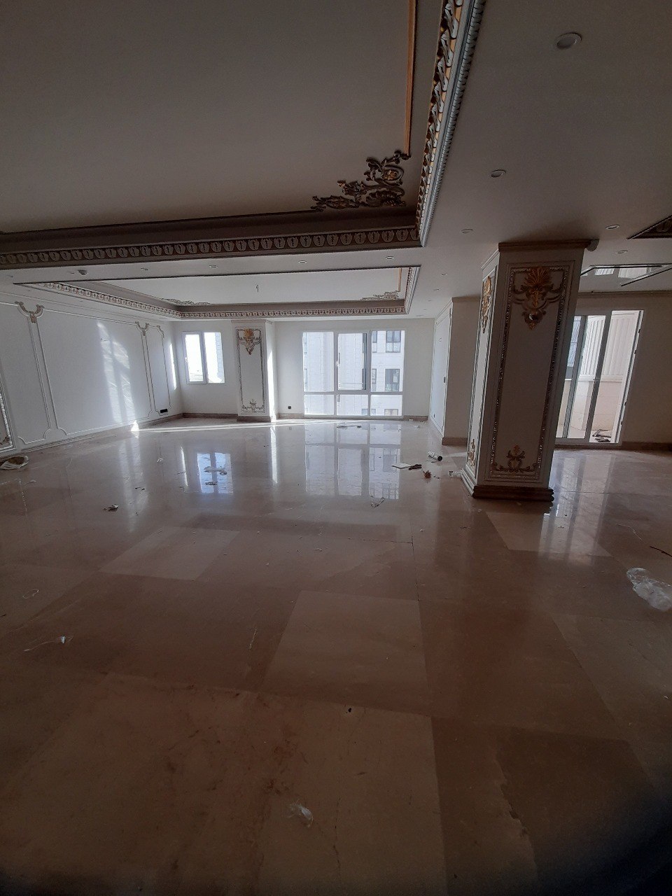 اجاره آپارتمان 330 متر نیــاوران