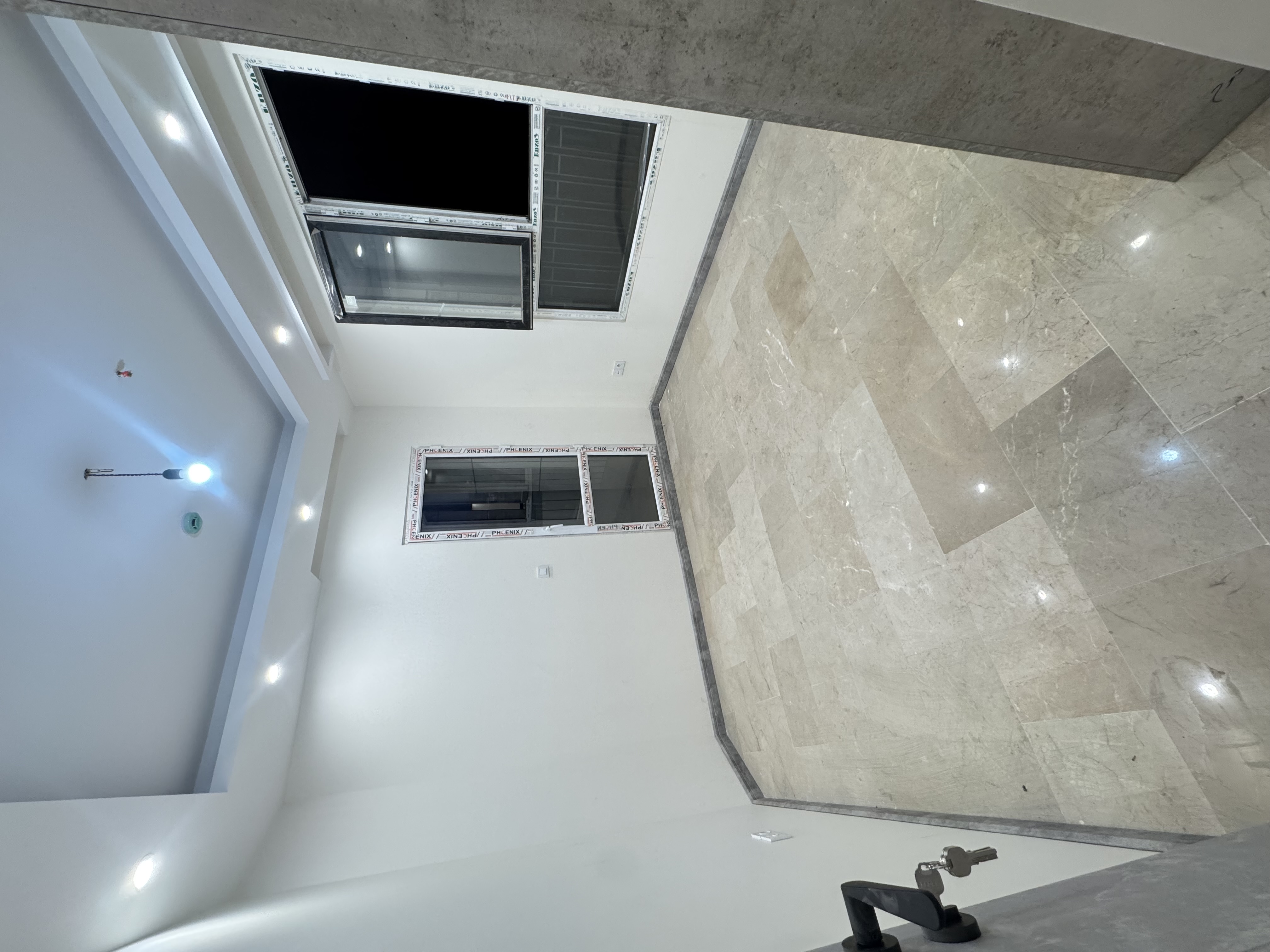 رهن و اجاره اپارتمان 85 متری 2 خوابه کلید نخورده