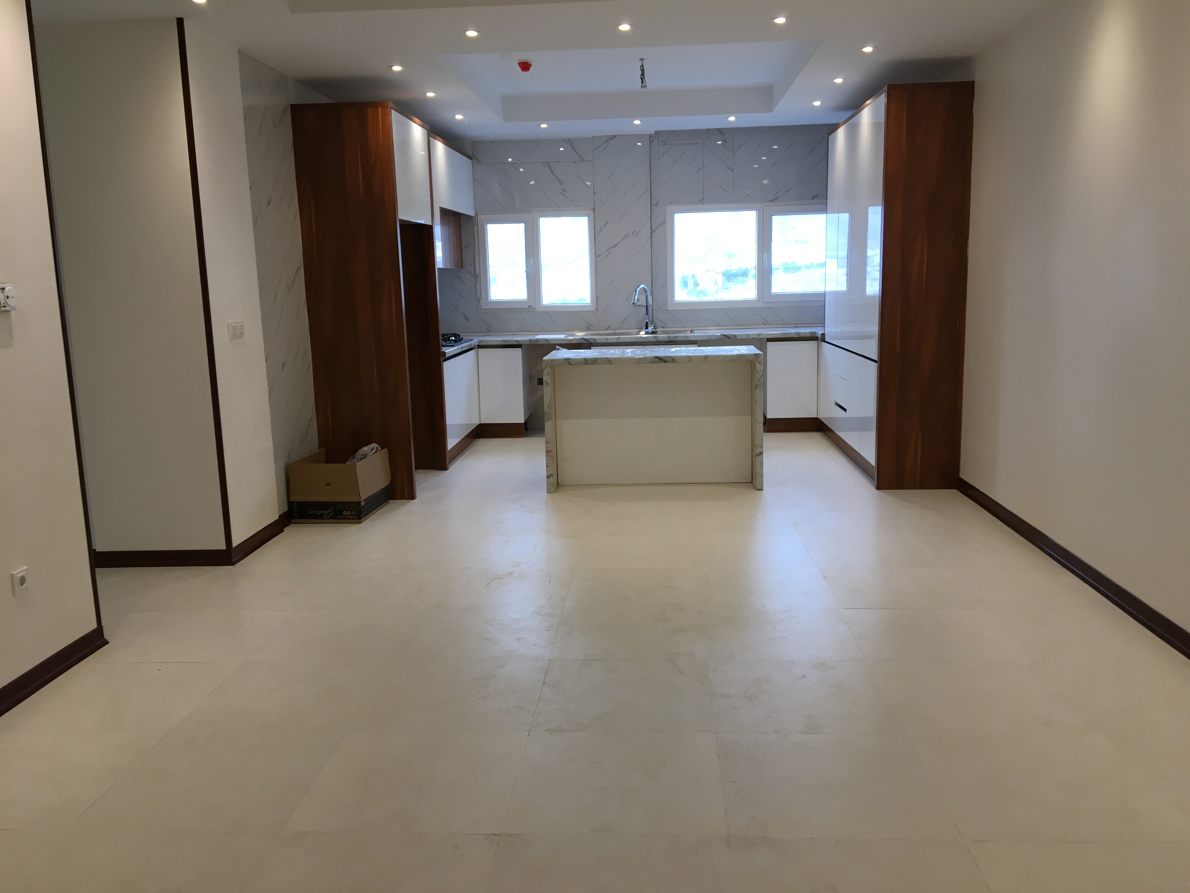 اجاره آپارتمان 100 متر سوهانک تراس چیدمان