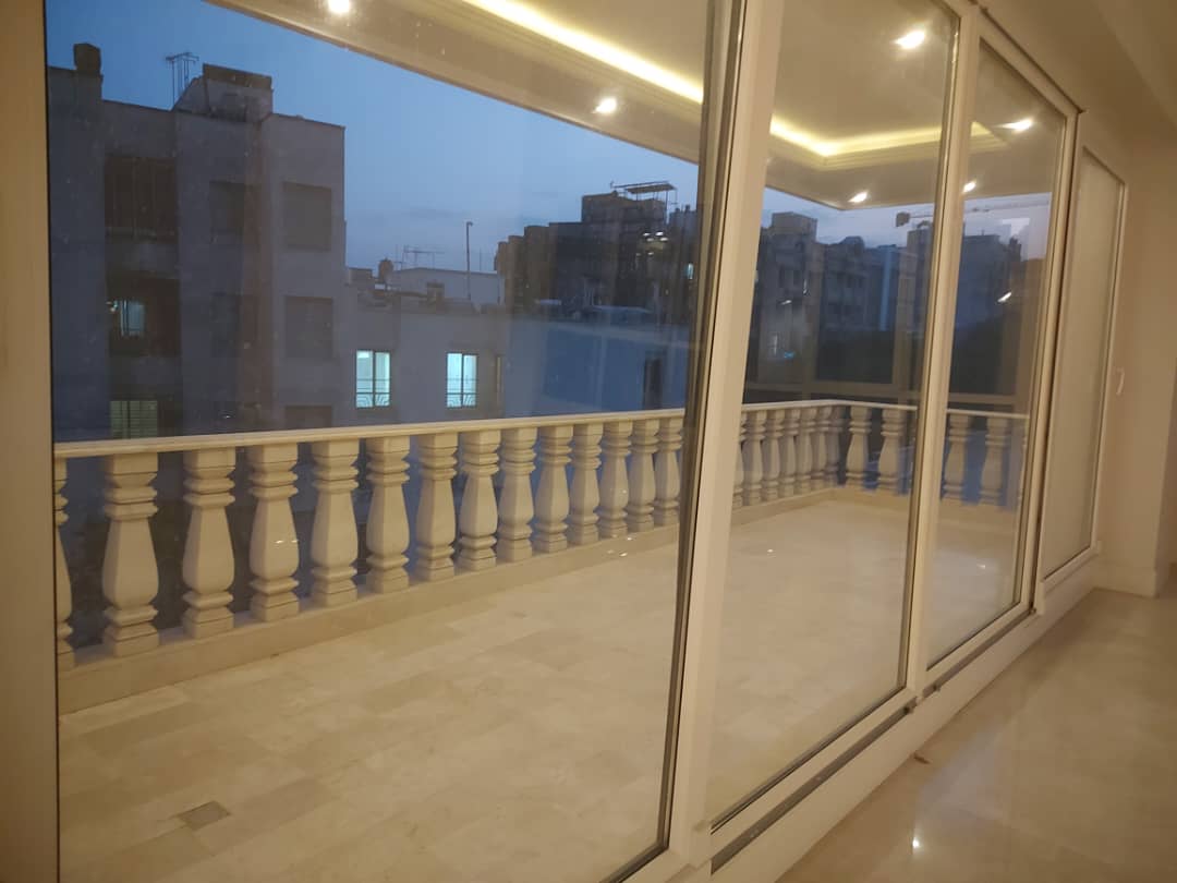 فروش آپارتمان 270متر فرمانیه 30متر تراس