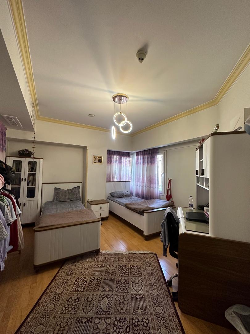 فروش آپارتمان 210 متر آجودانیه