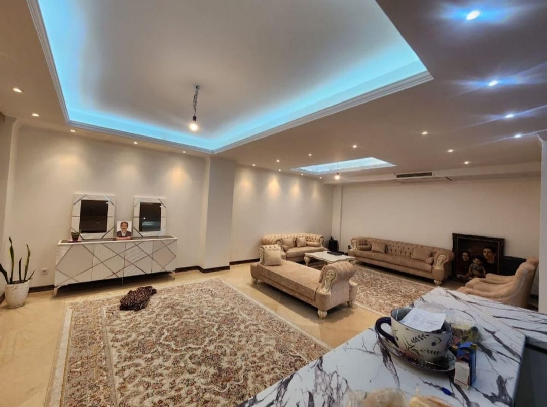 فروش آپارتمان 133 متر شهرک محلاتی 2 پارکینگ باکس