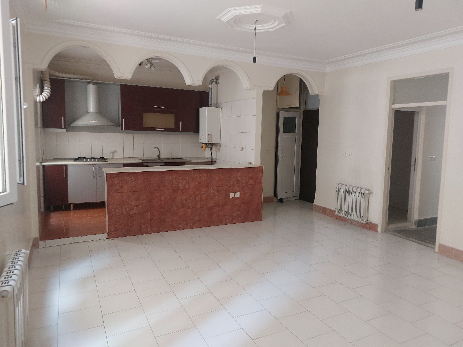 اپارتمان 75 متری سه راه نشاط