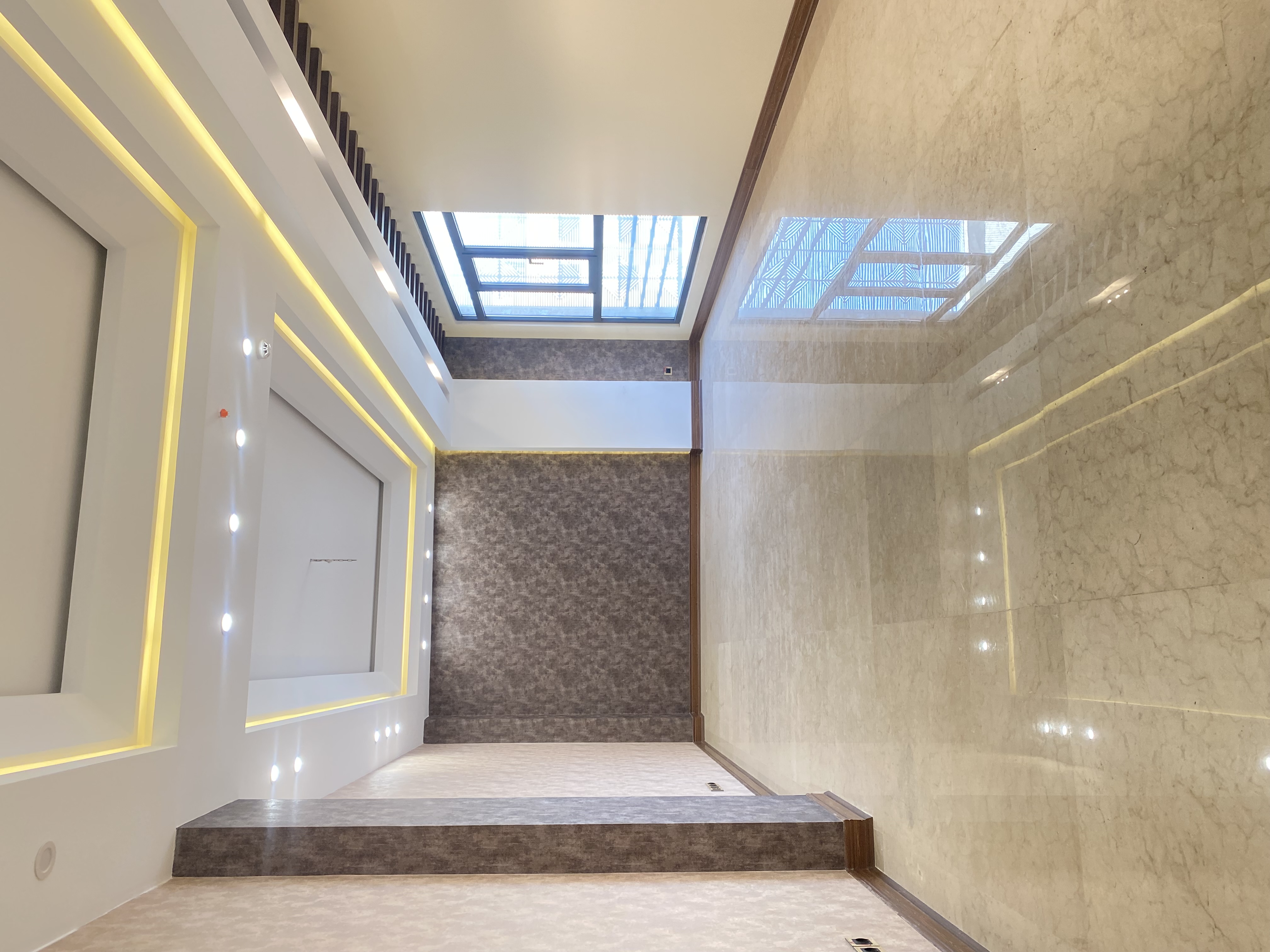 فروش اپارتمان 110 متر دیباجی جنوبی