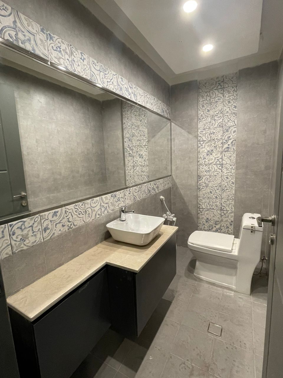 فروش آپارتمان 150متری اندرزگو