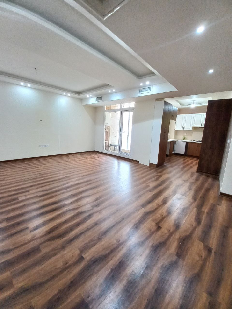 اجاره آپارتمان 120متر دولت فول 2 پارکینگ