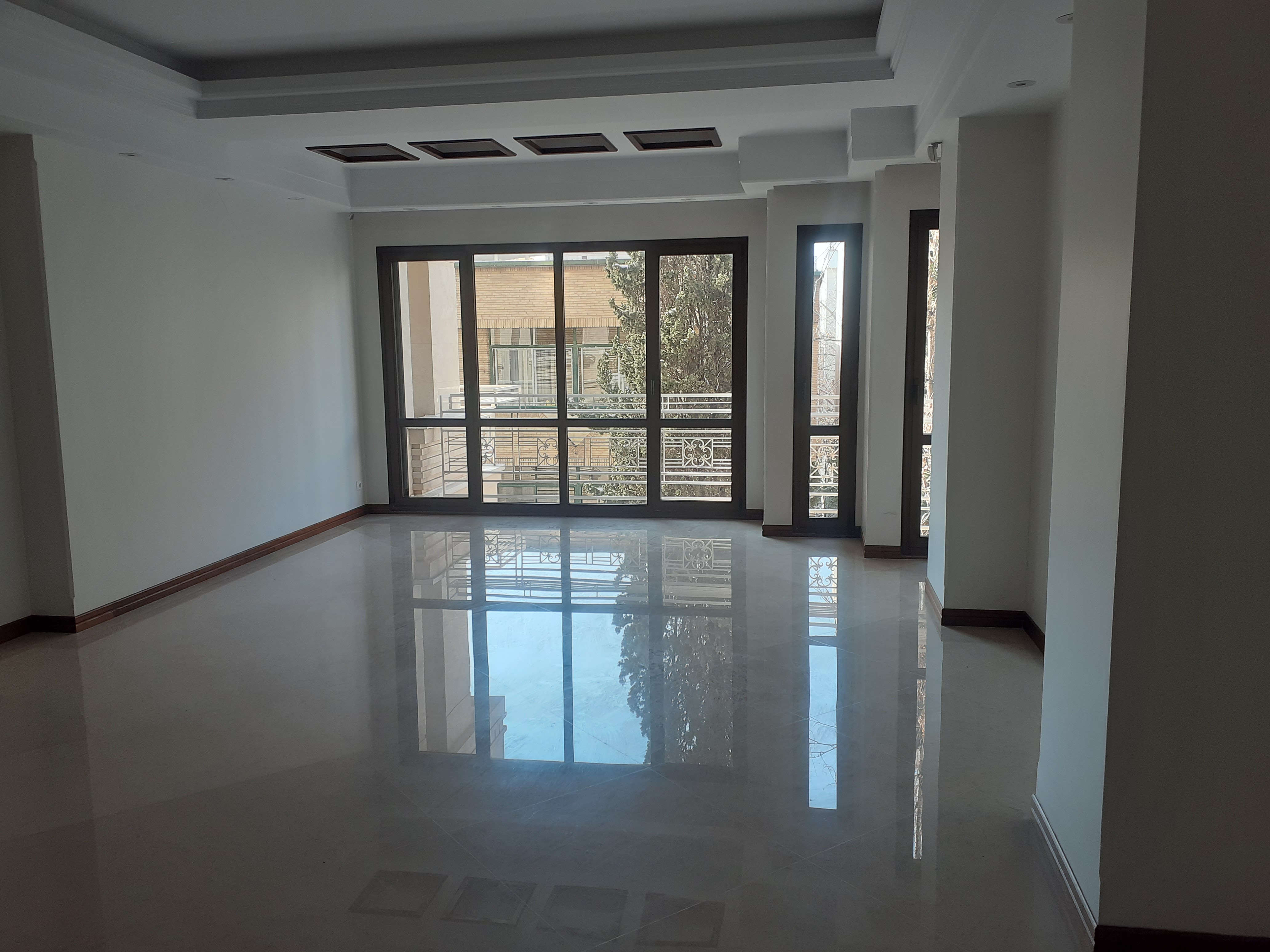 فروش آپارتمان 238 متر دروس 3پارکینگ نوساز