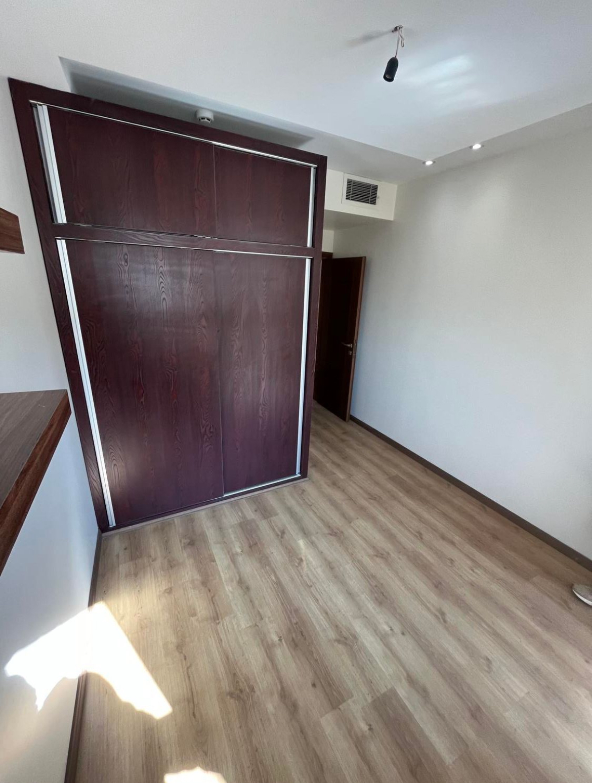 فروش آپارتمان  110 متر تاپ لوکیشن نیاوران 2 خواب