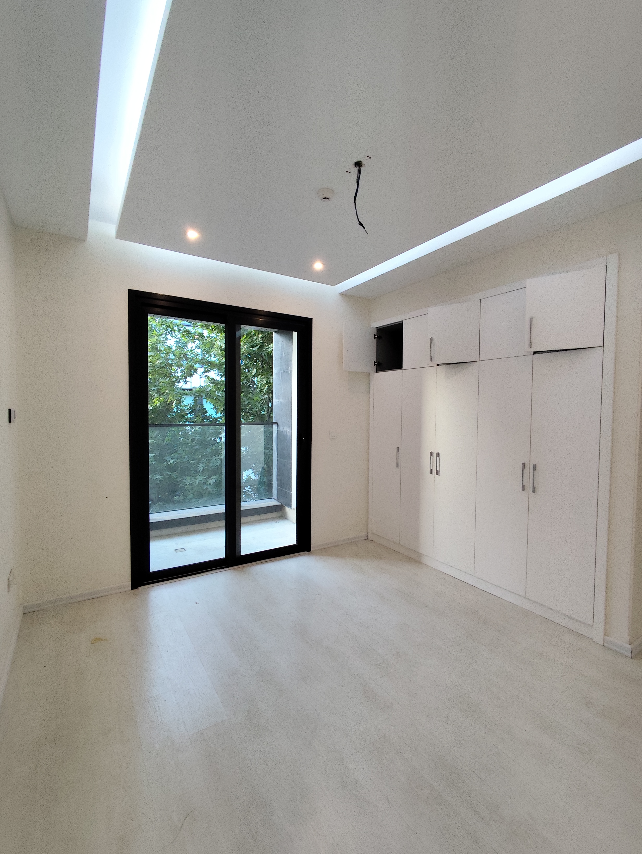 اجاره آپارتمان 130 متر مدرن گل سنگ