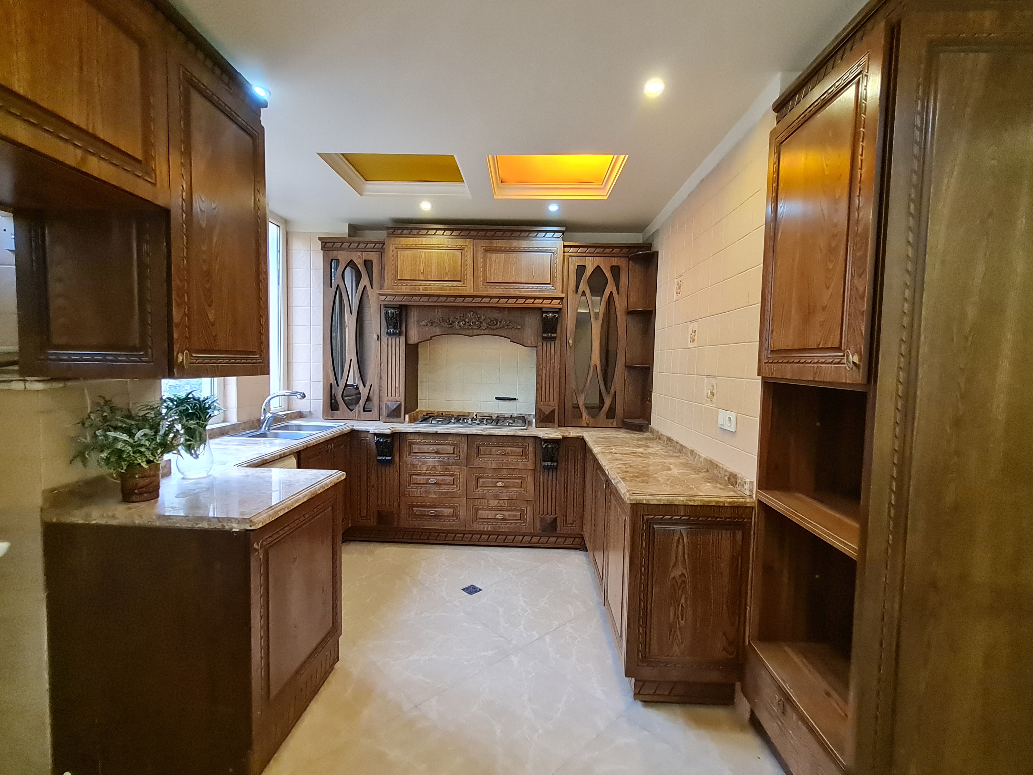 اجاره آپارتمان 115 متر اقدسیه تاپ لوکیشن