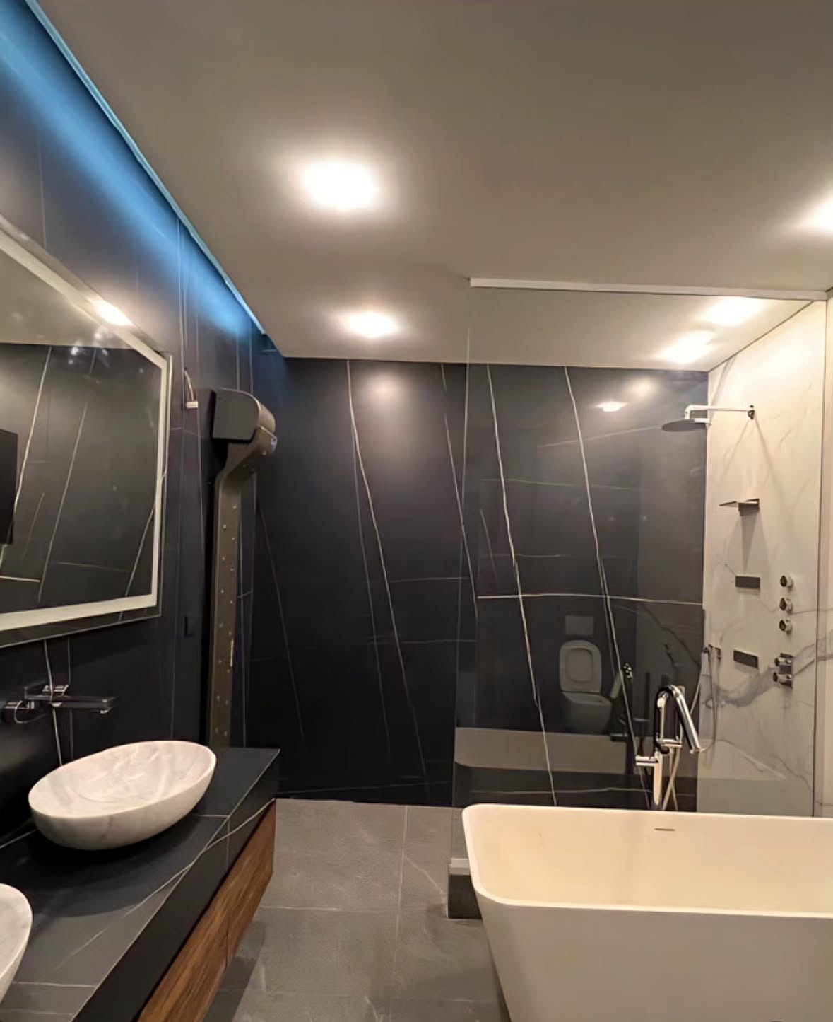 اجاره اپارتمان 220 متر آجودانیه فول مشاعات