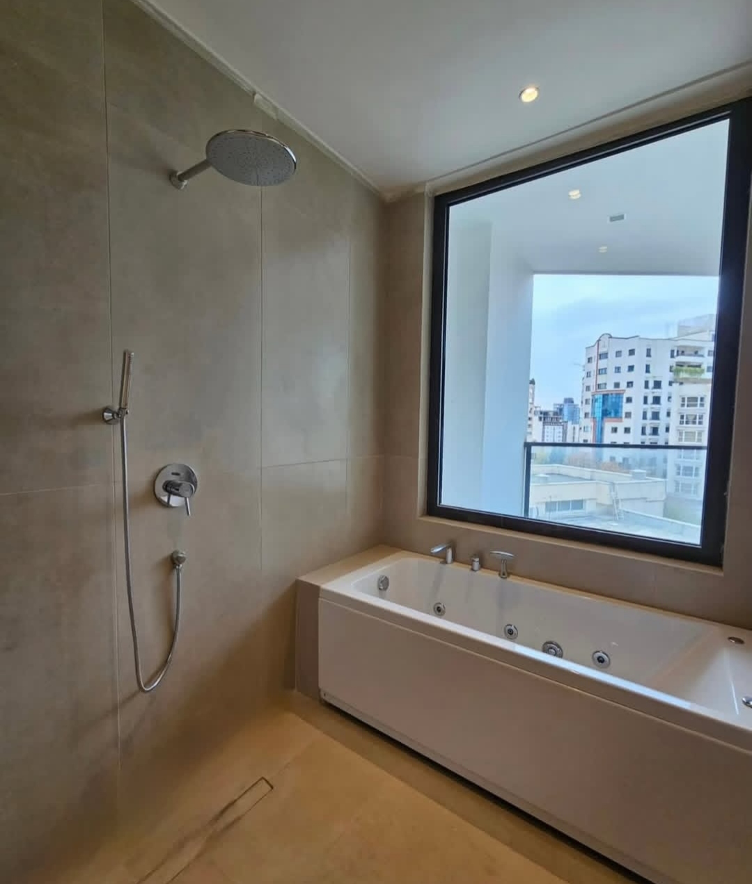 اجاره آپارتمان 280متری در نیاوران