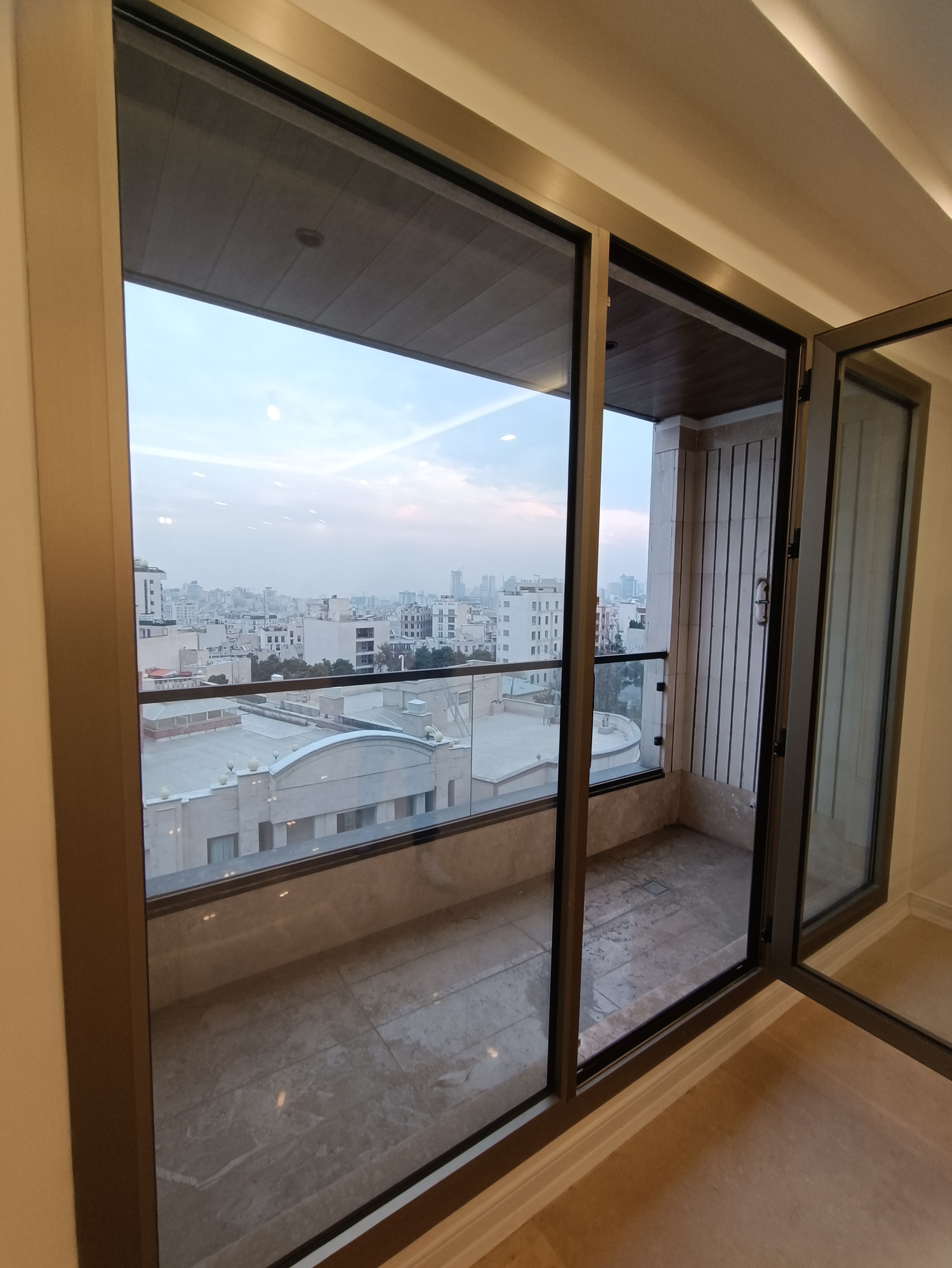 اجاره اپارتمان 120مترنیاوران 2خوابه