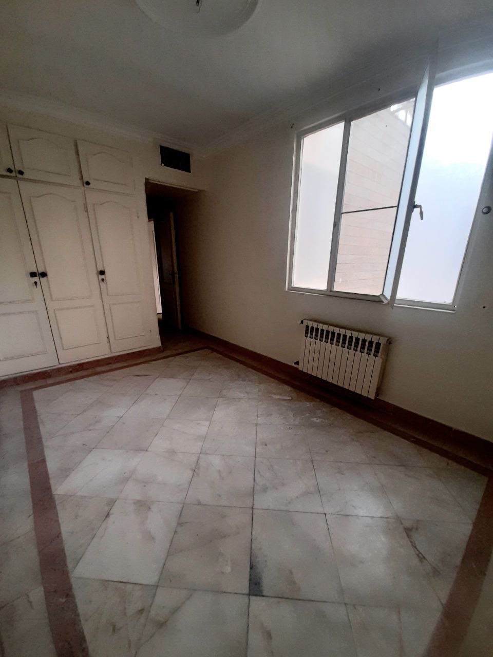 فروش اپارتمان 134متر‌ گلسنگ تاپ لوکیشن