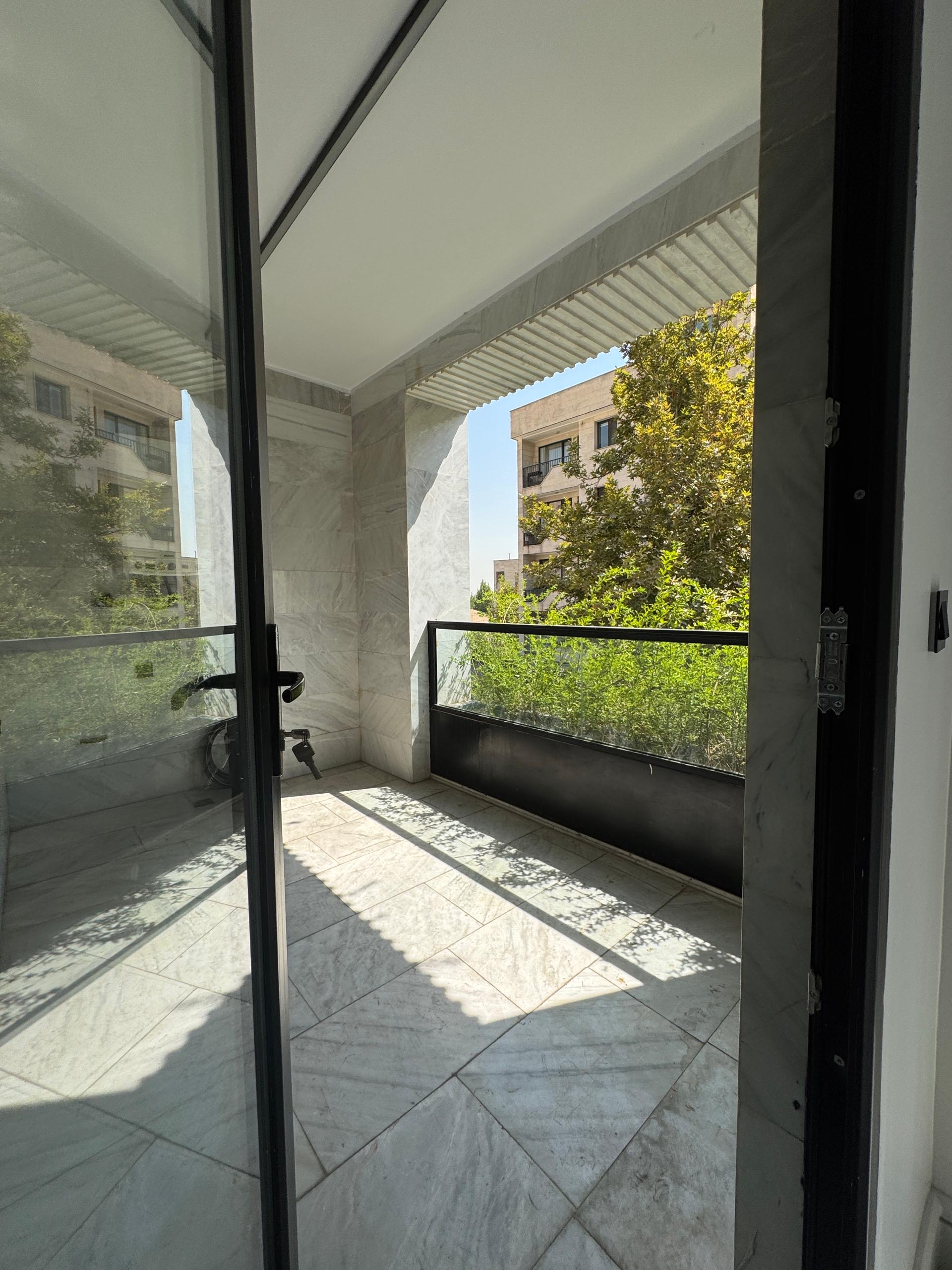 اپارتمان 210متری 3خواب