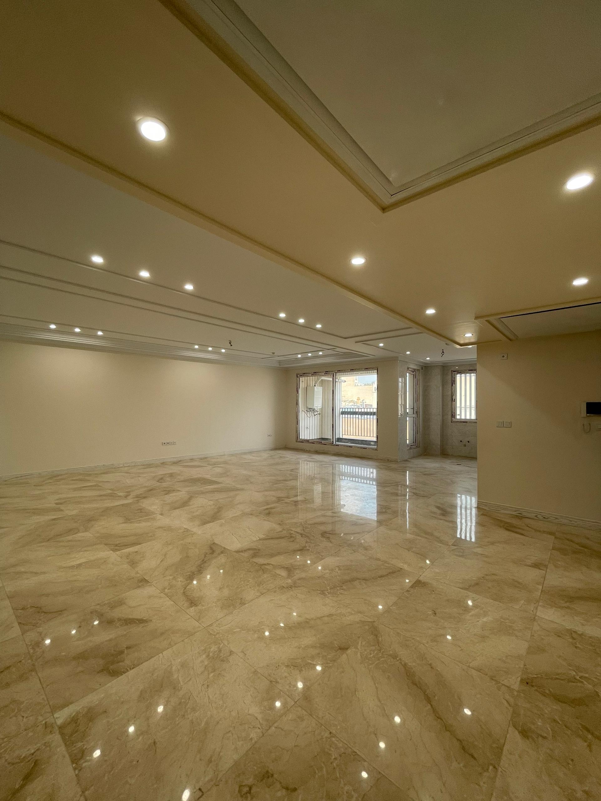 فروش آپارتمان 165متر 3خواب حکمت نوساز کلید نخورده