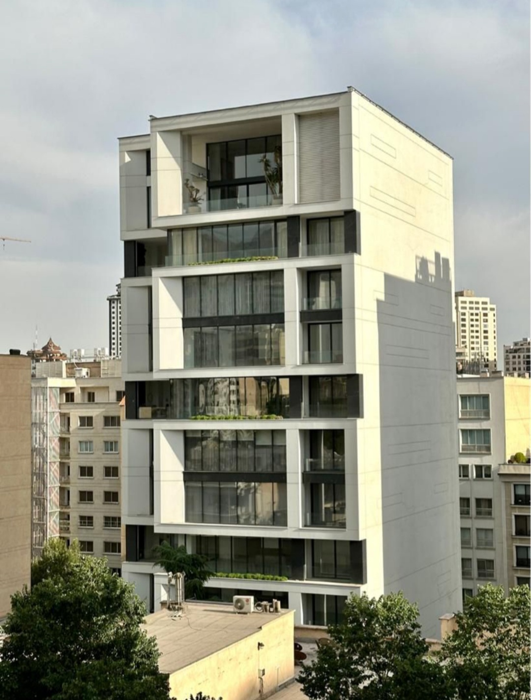 فروش آپارتمان 240 متر کامرانیه ارتفاع سقف 5 متر