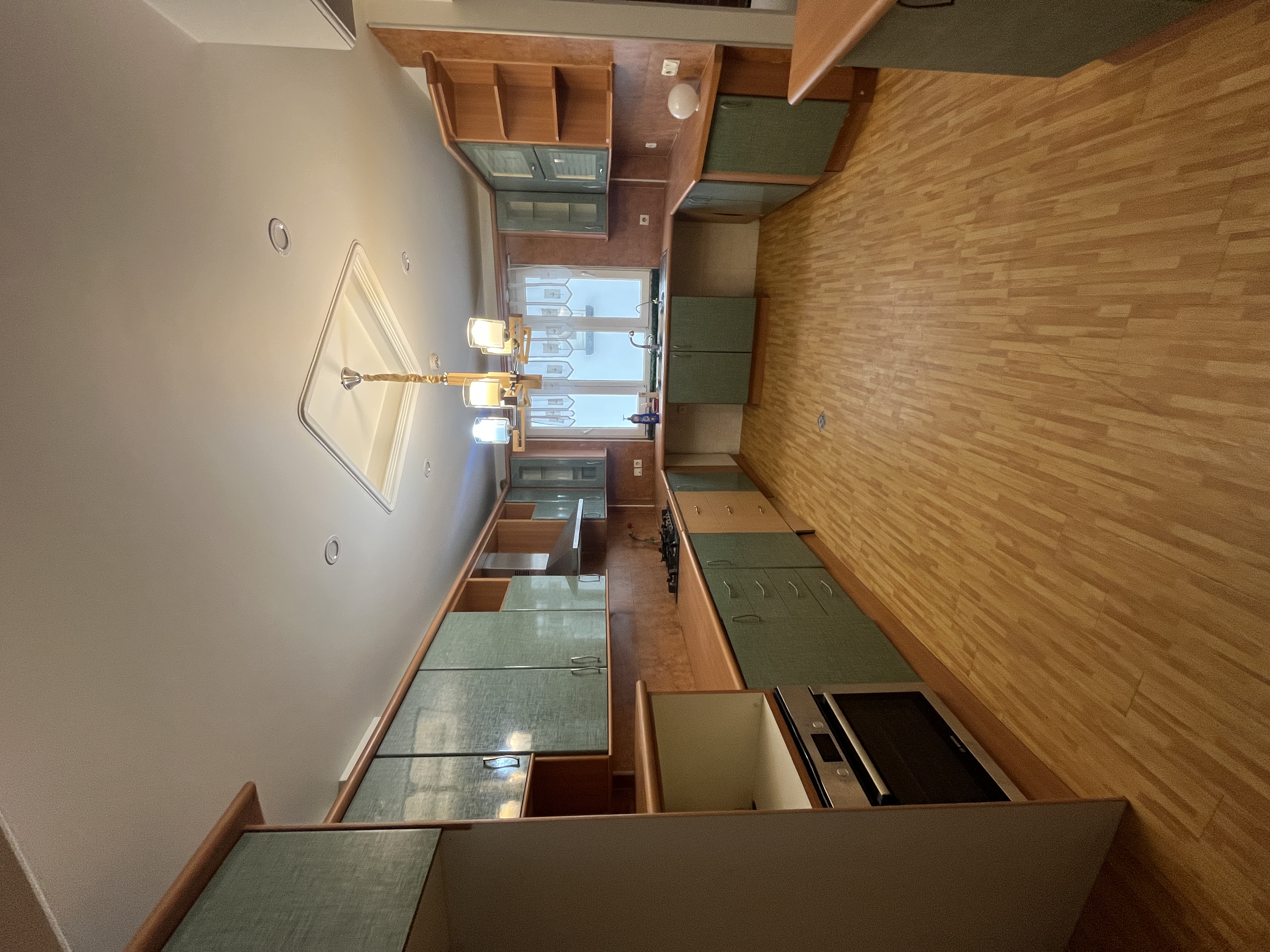 اجاره آپارتمان 170 متر کامرانیه ویو سفارت ایتالیا تراس قابل چیدمان