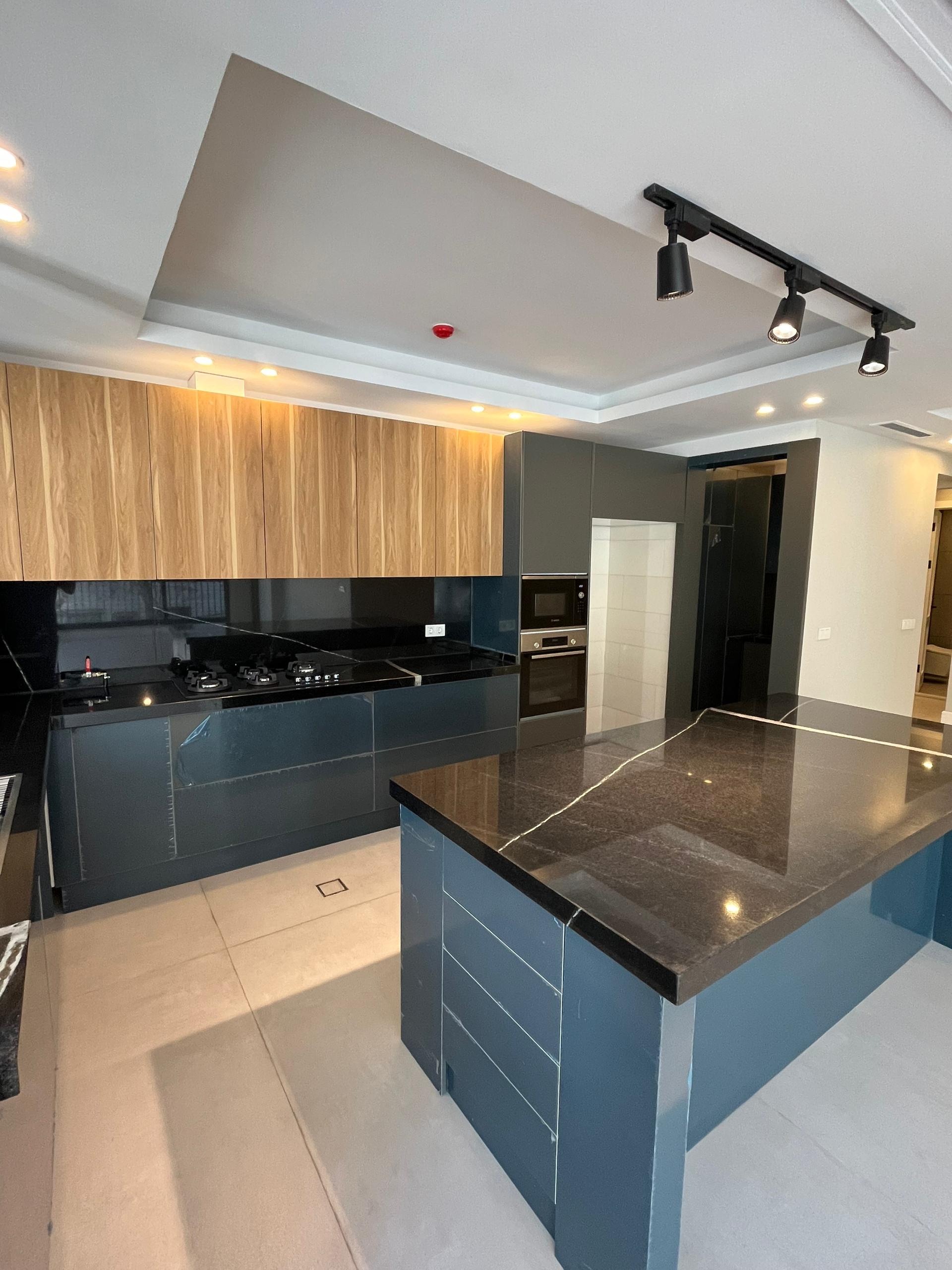 فروش آپارتمان 135 متر 3خواب  قیطریه نزدیک پارک