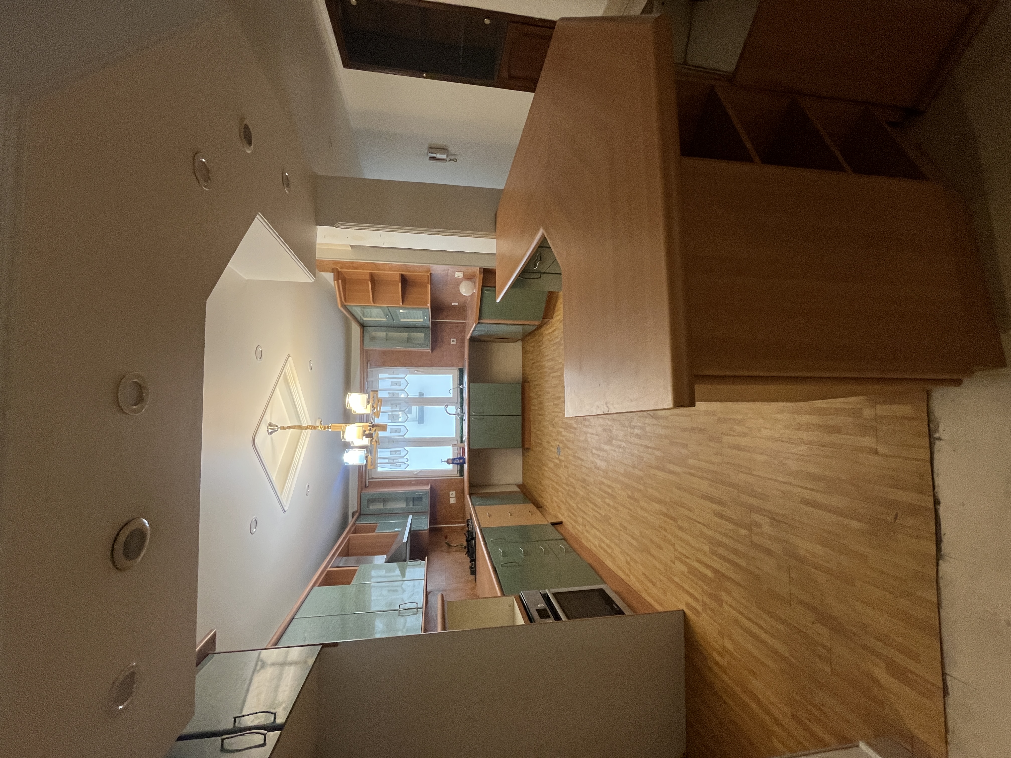 اجاره آپارتمان 170 متر کامرانیه ویو سفارت ایتالیا تراس قابل چیدمان