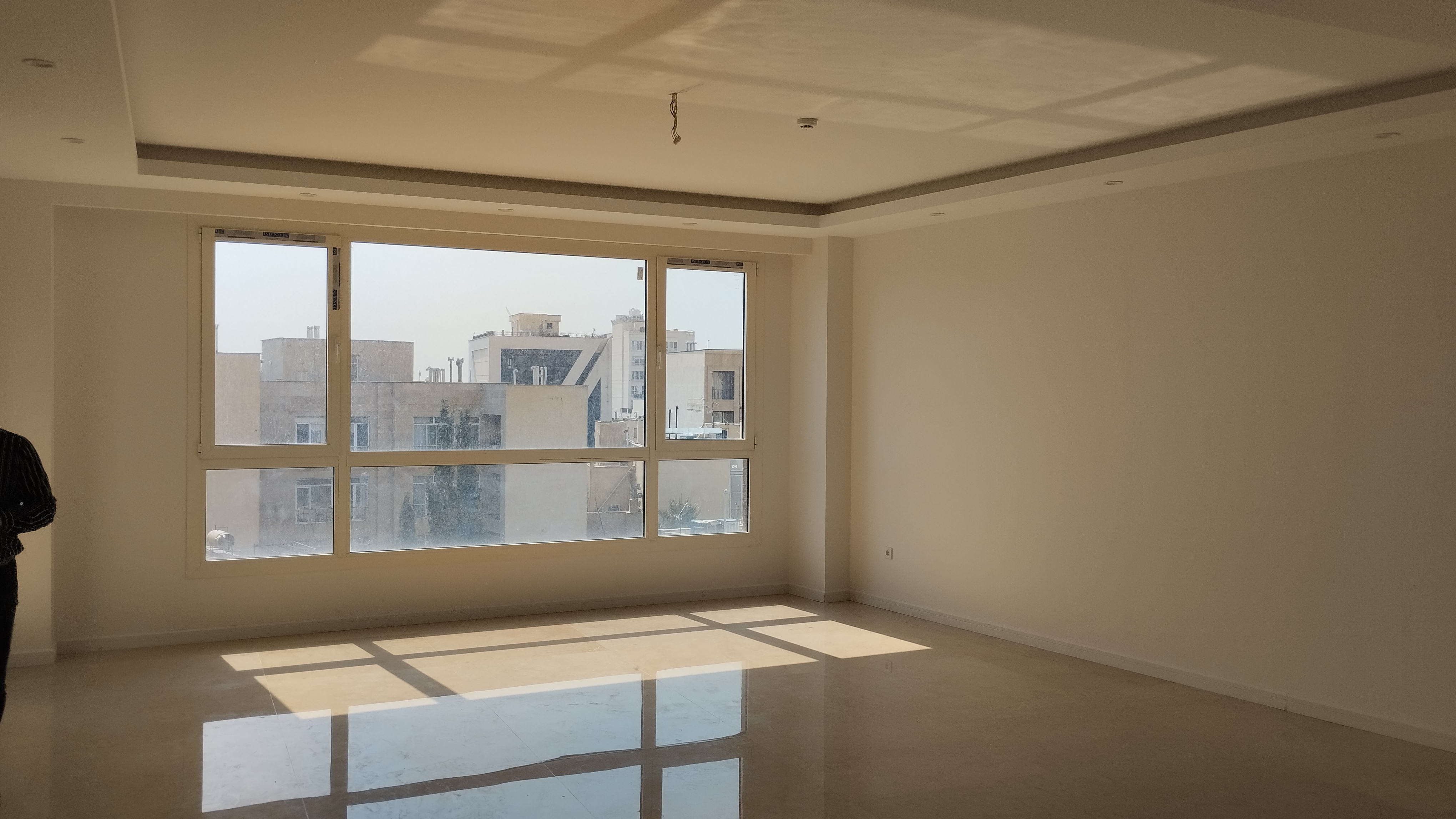 فروش آپارتمان 186 متر نیاوران 2 پارکینگ سندی