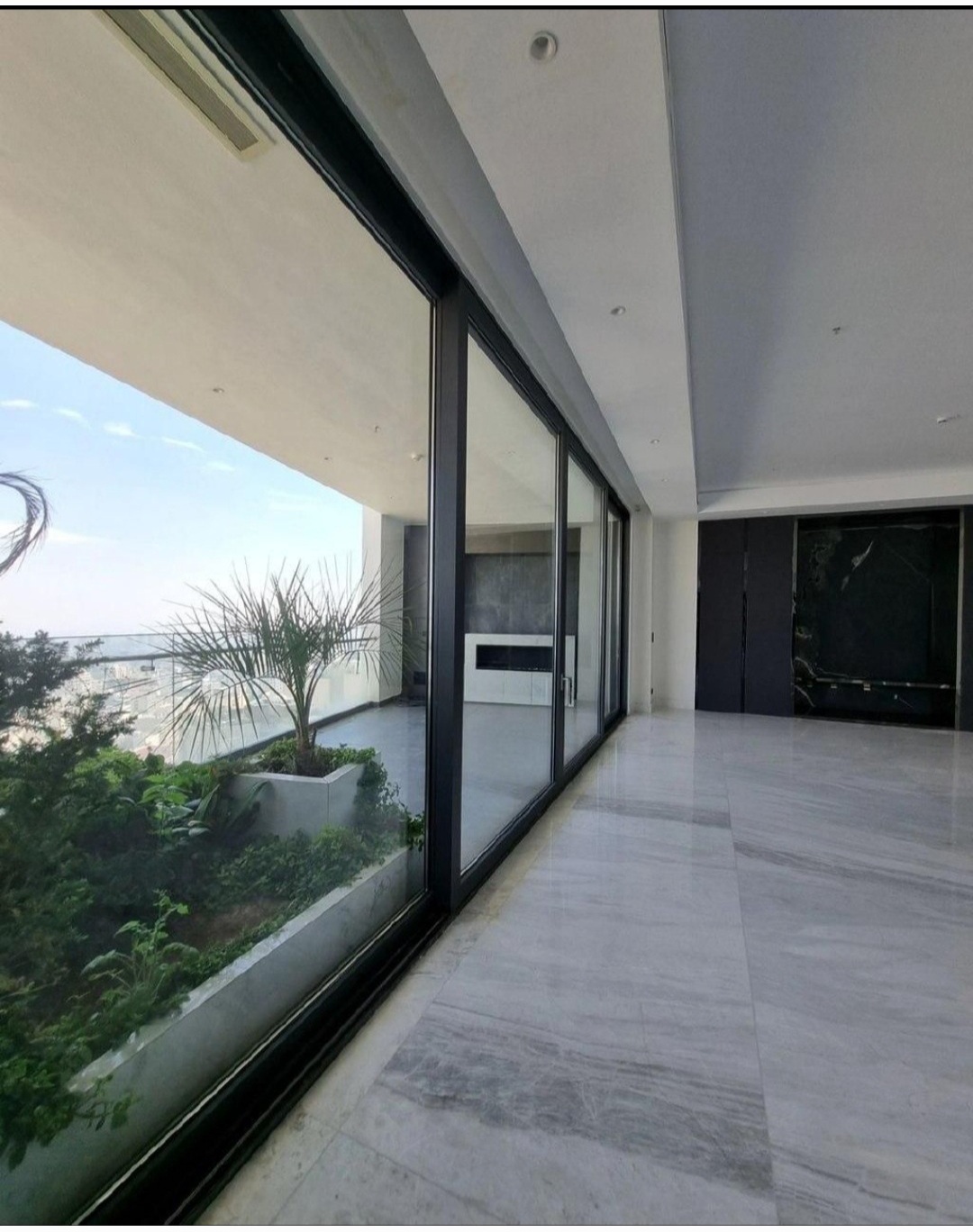 فروش آپارتمان کامرانیه 219 متر لوکیشن اول ویو دسترسی متریال کیس سرمایه گذاری