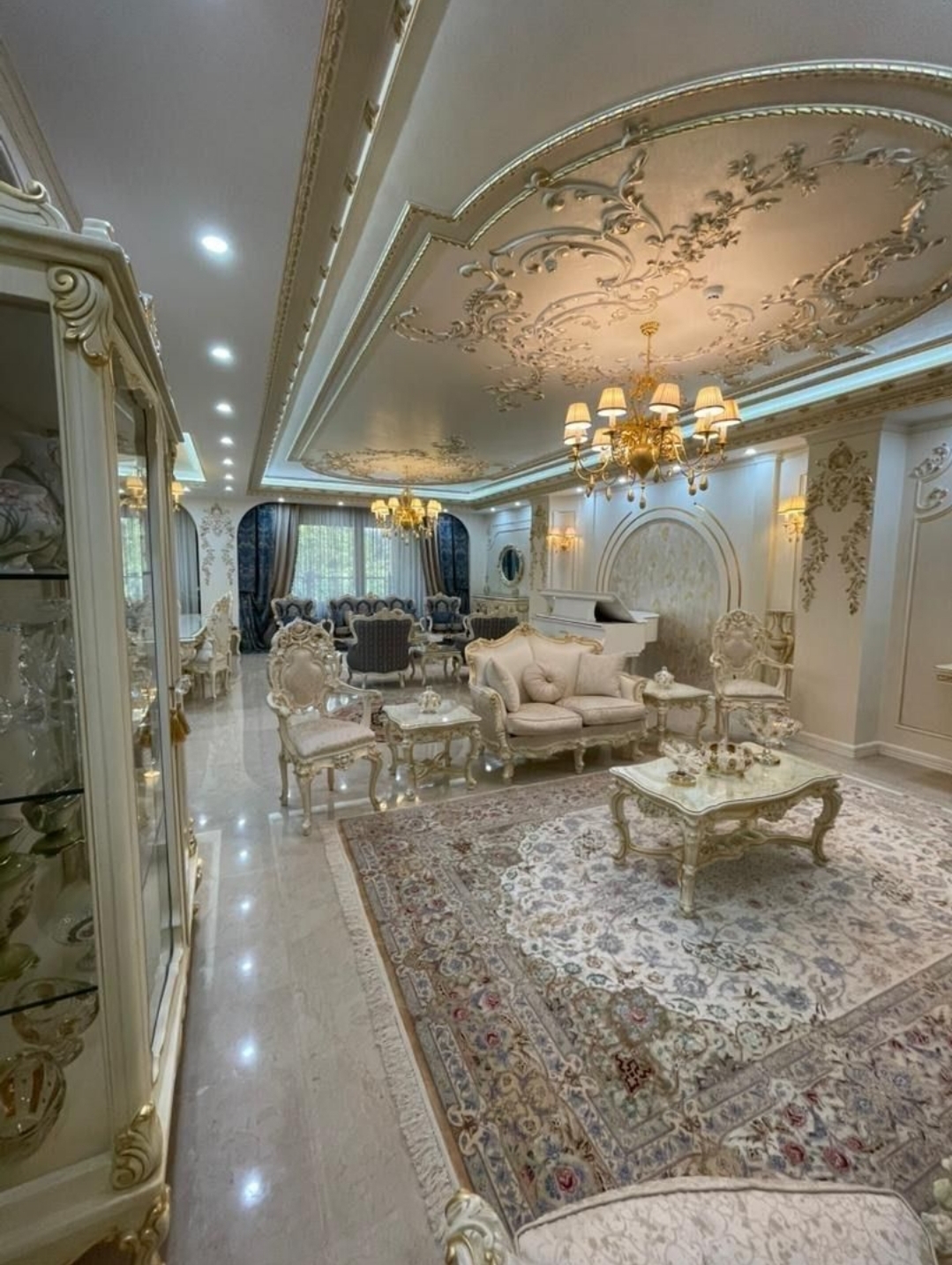 فروش آپارتمان 370متر نیاوران فول مشاعات بی نظیر