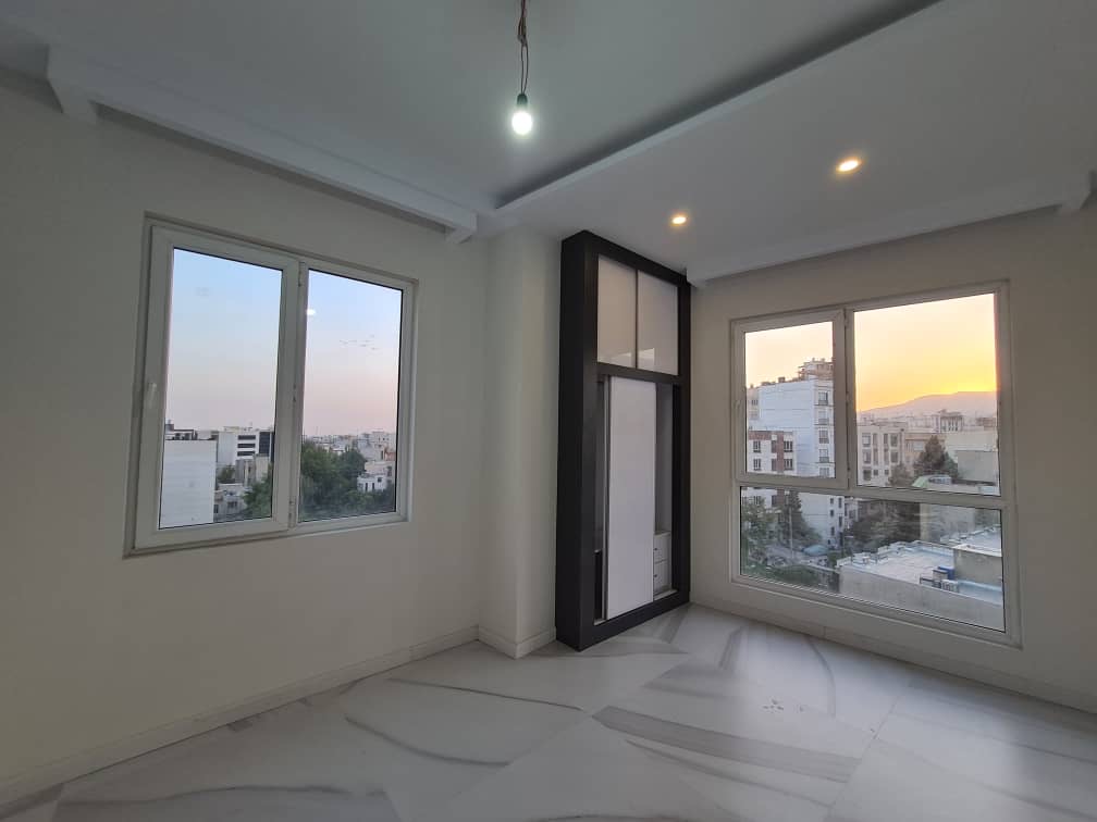فروش آپارتمان 110 متر با 2 پارکینگ سندی در دولت