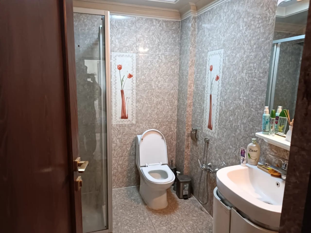 اجاره آپارتمان 200 متر نیاوران مشاعات آبی