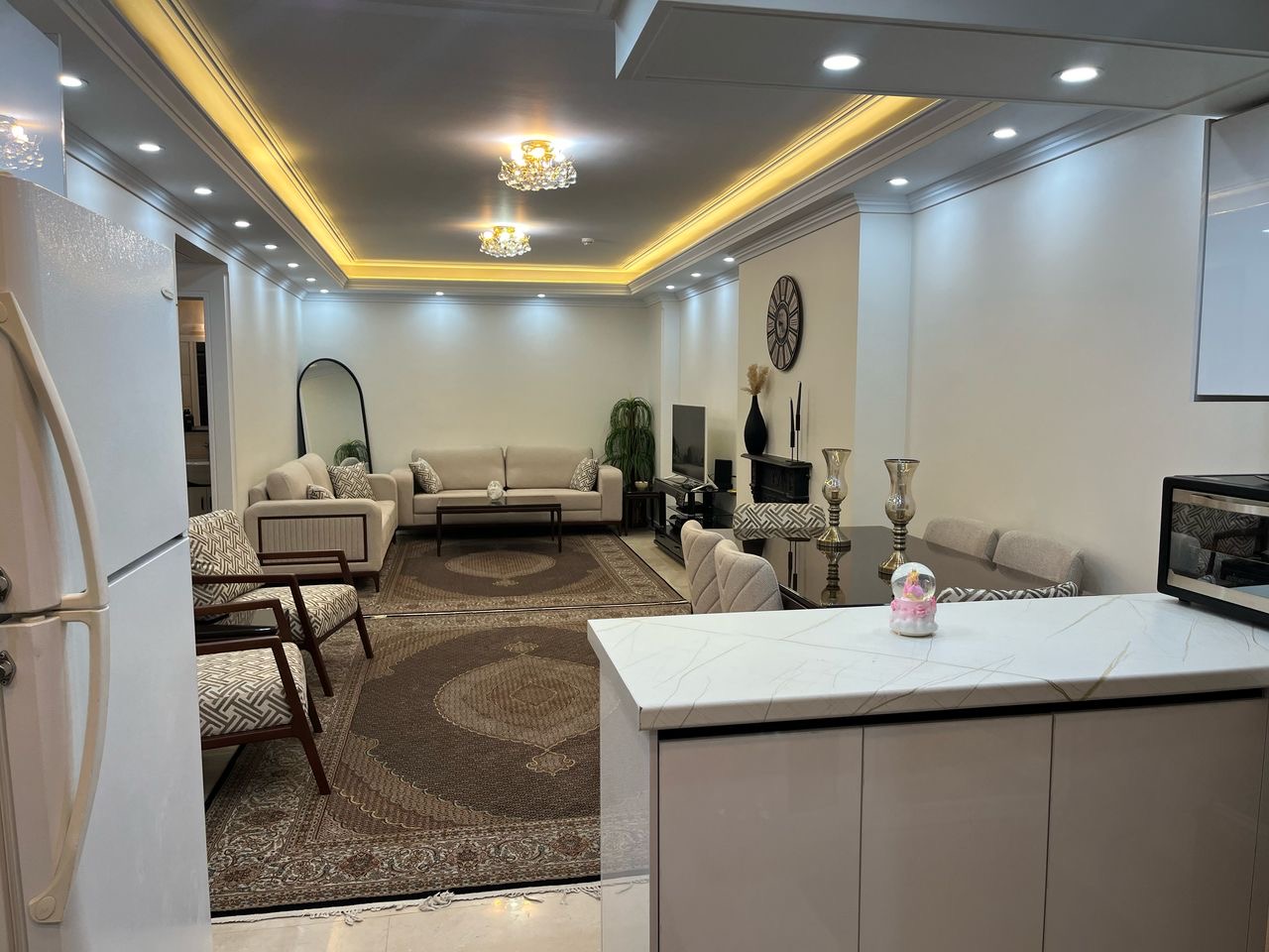 فروش آپارتمان ٧٧متري نياوران