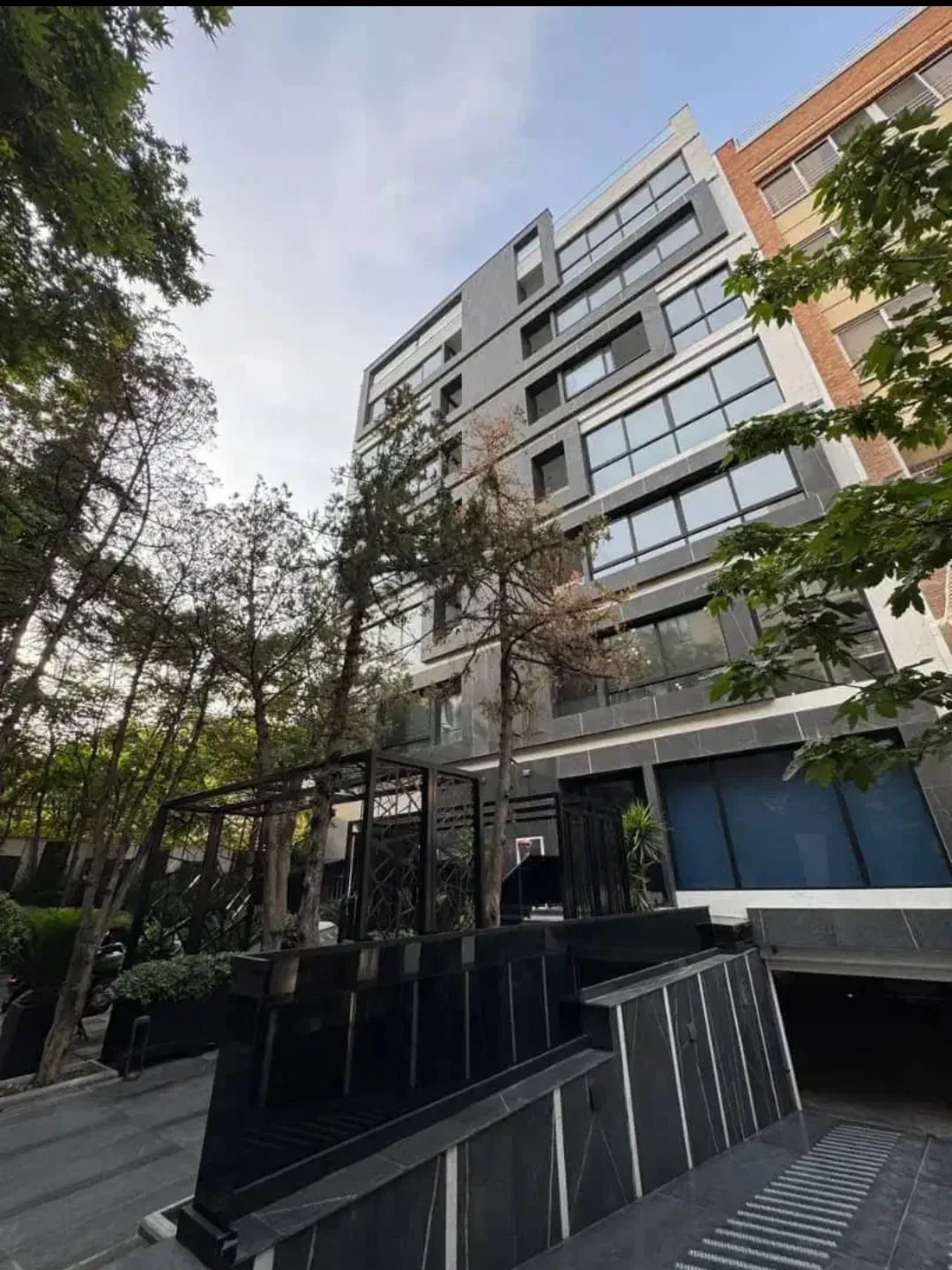 فروش آپارتمان 250متر دروس هدایت فول مشاعات آبی