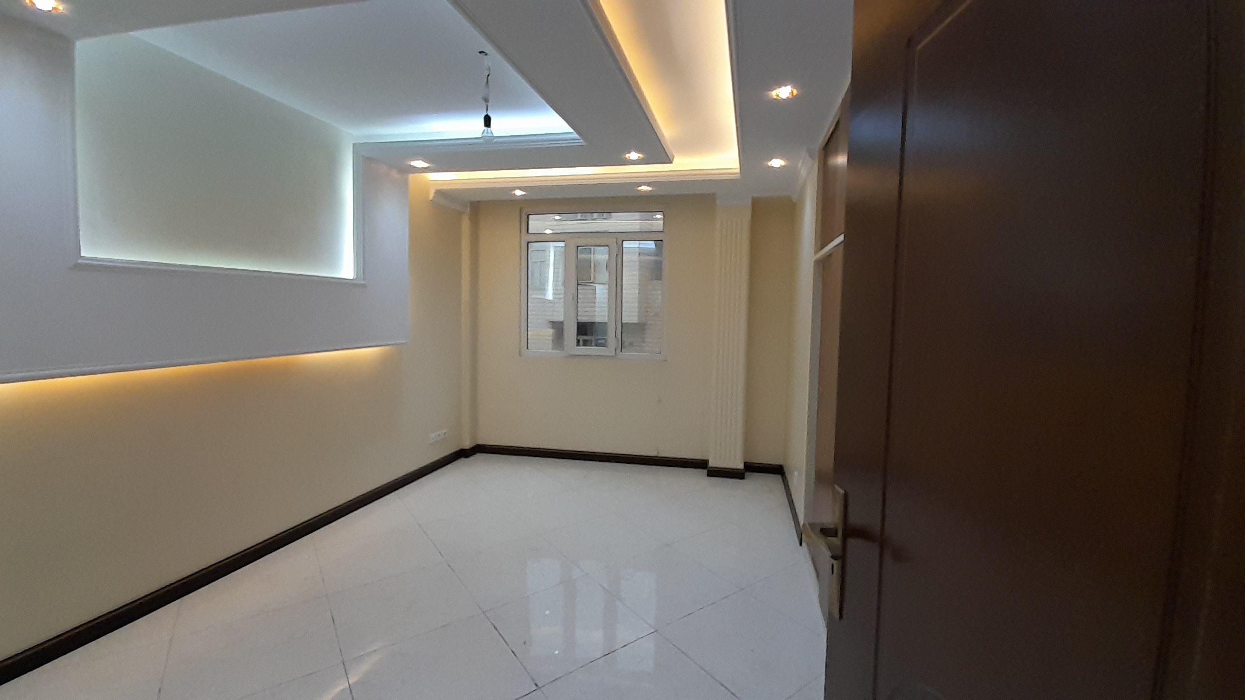 اجاره اپارتمان 152 متر نارمک نوساز 2 پارکینگ