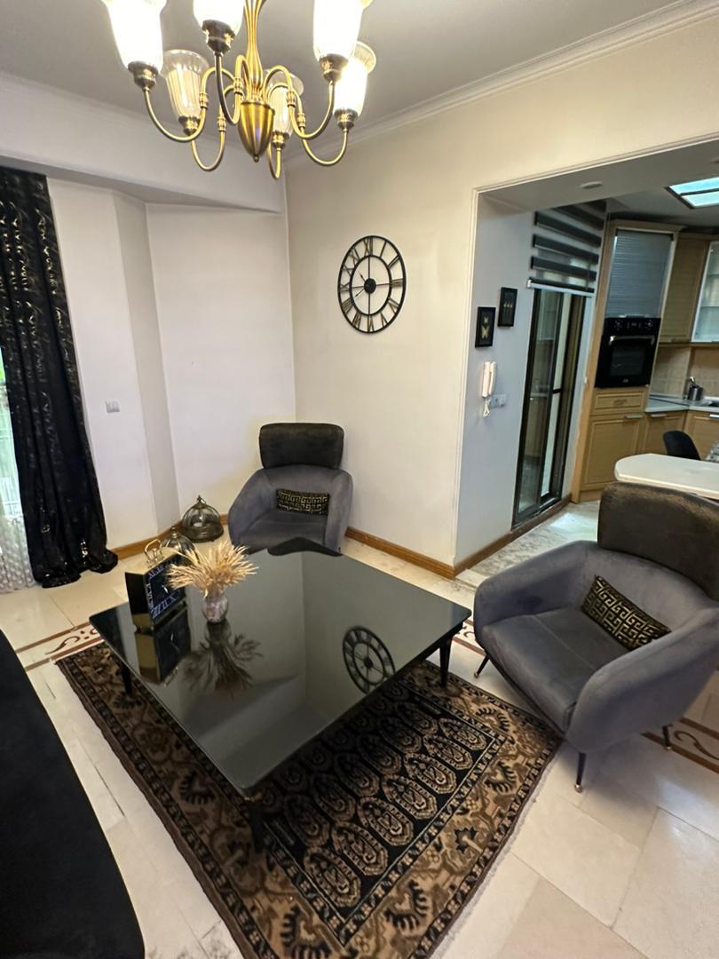 اجاره اپارتمان 200متر نیاوران سه خواب