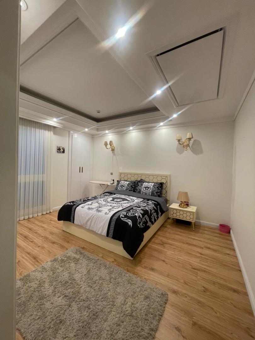 اجاره آپارتمان 230 متر نیاوران