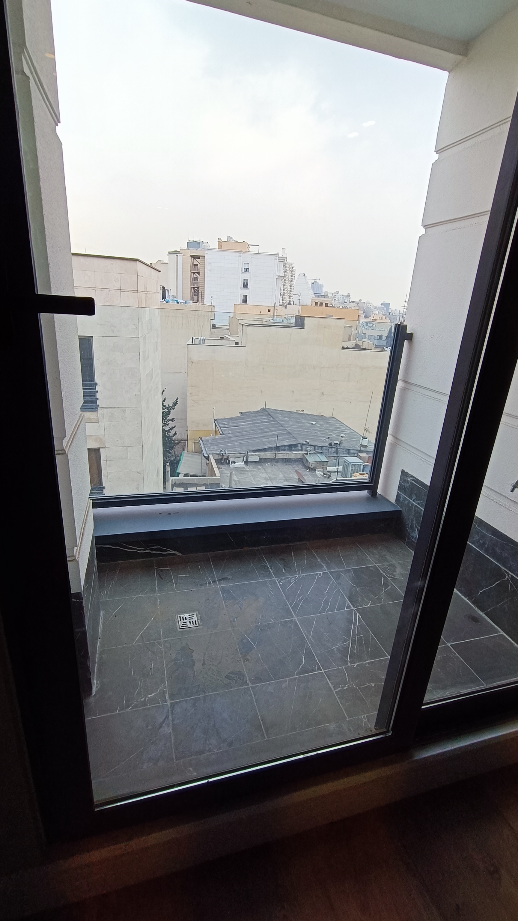 فروش آپارتمان 180 متر قیطربه مدرن نوساز