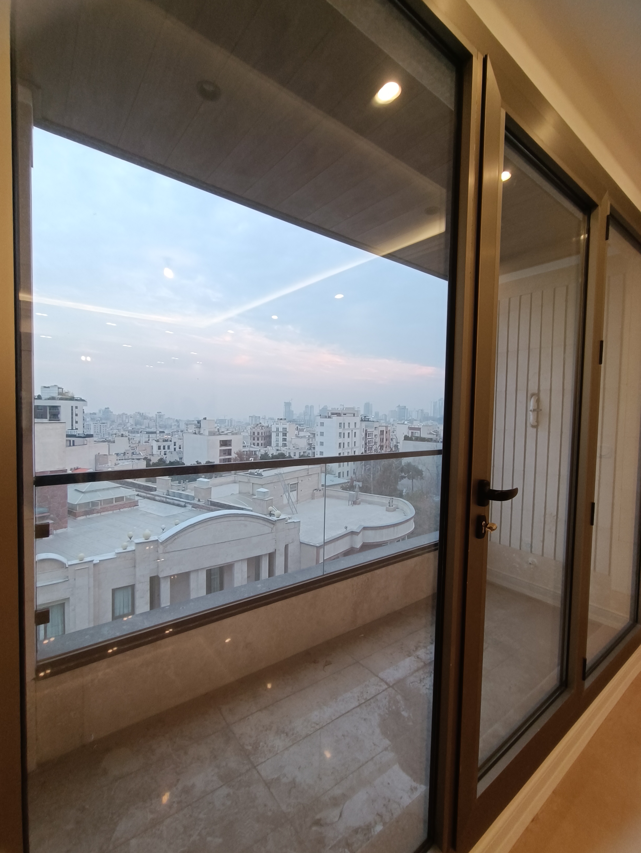 اجاره اپارتمان 120مترنیاوران 2خوابه