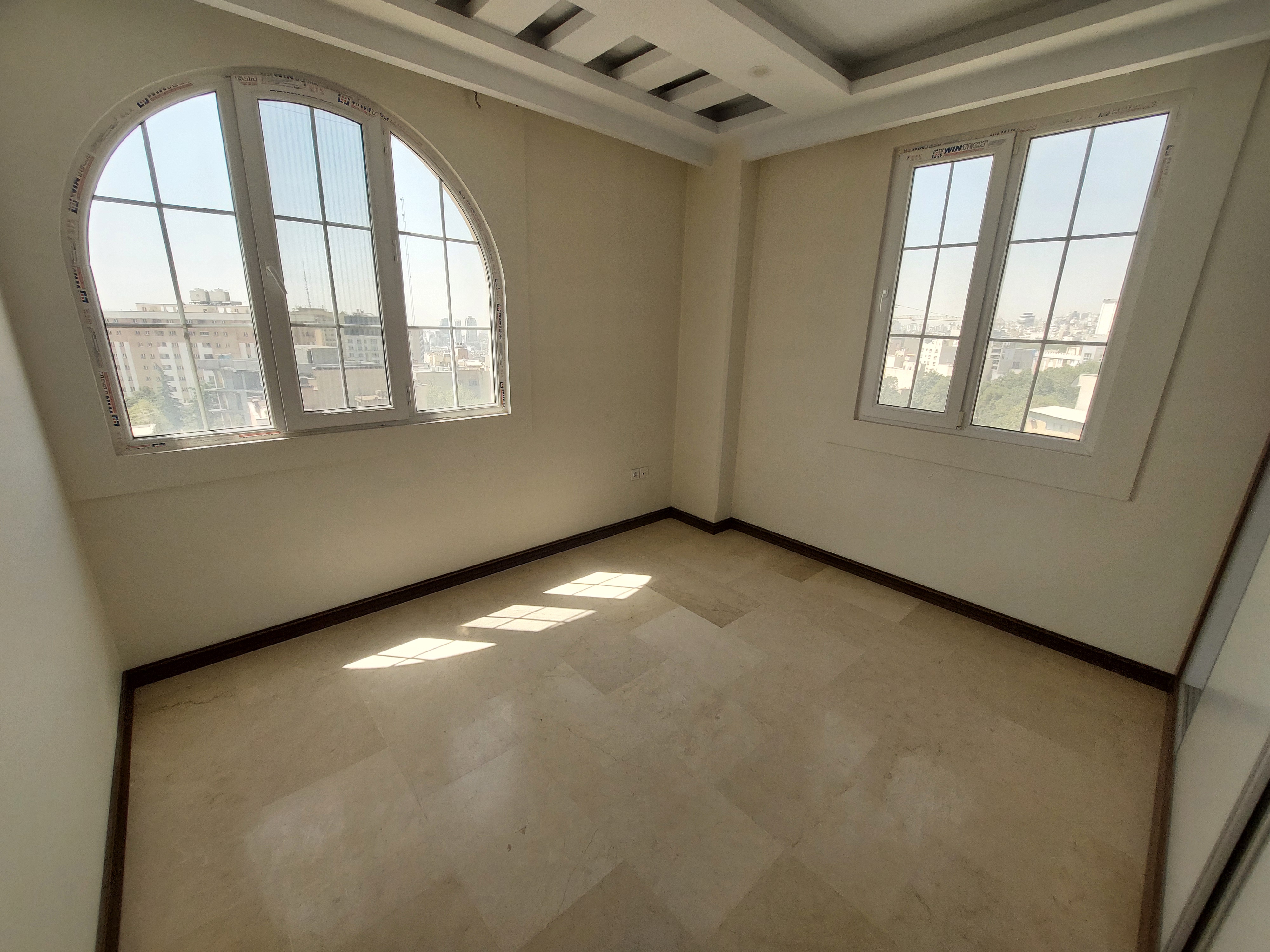 اجاره آپارتمان 180 متر آجودانیه