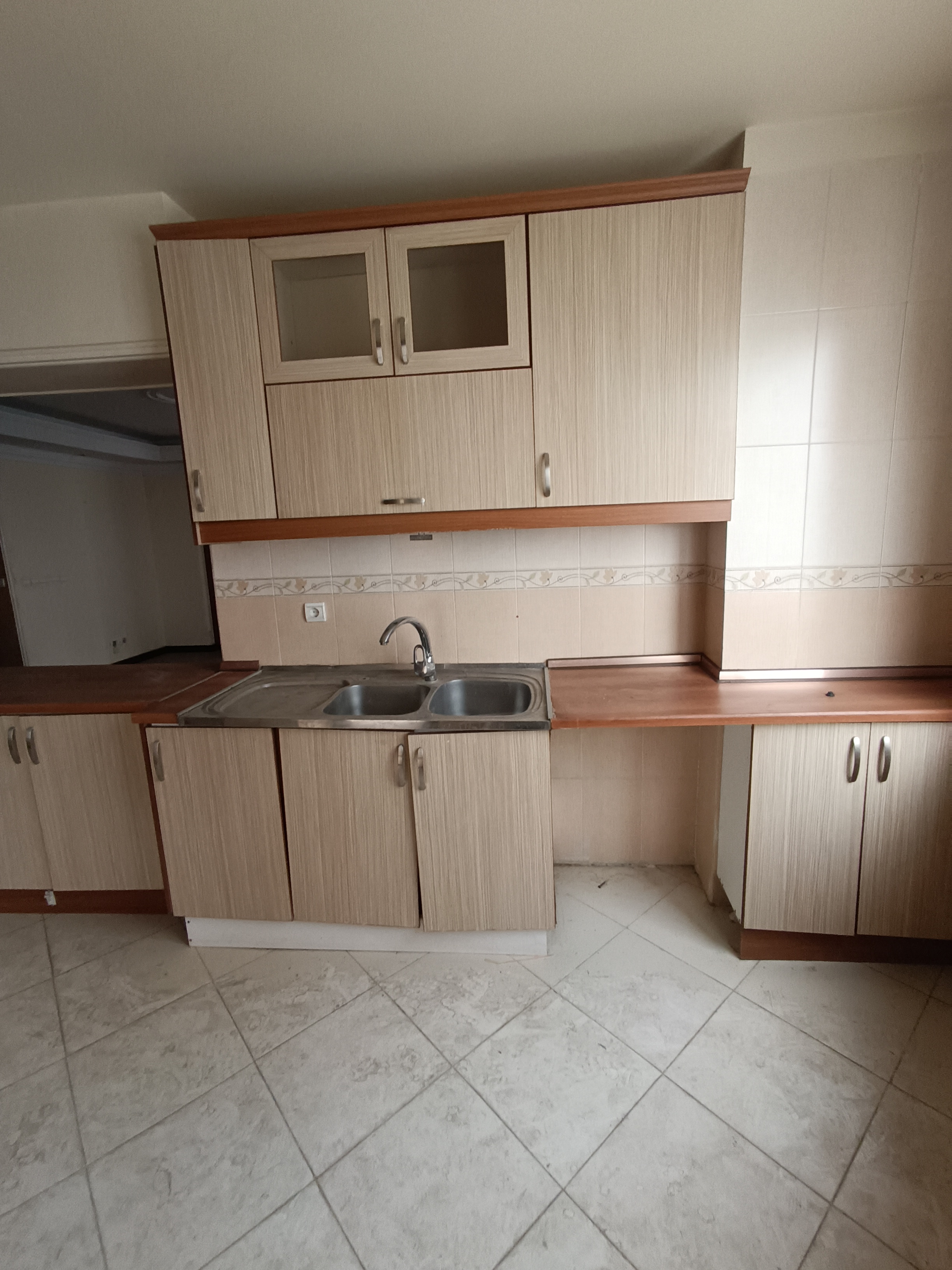 فروش آپارتمان 140 متر سوهانک 2 خواب با 2 پارکینگ