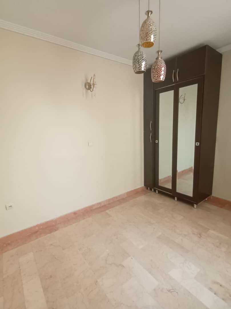 اجاره آپارتمان 110متر هفت حوض  فول امکانات