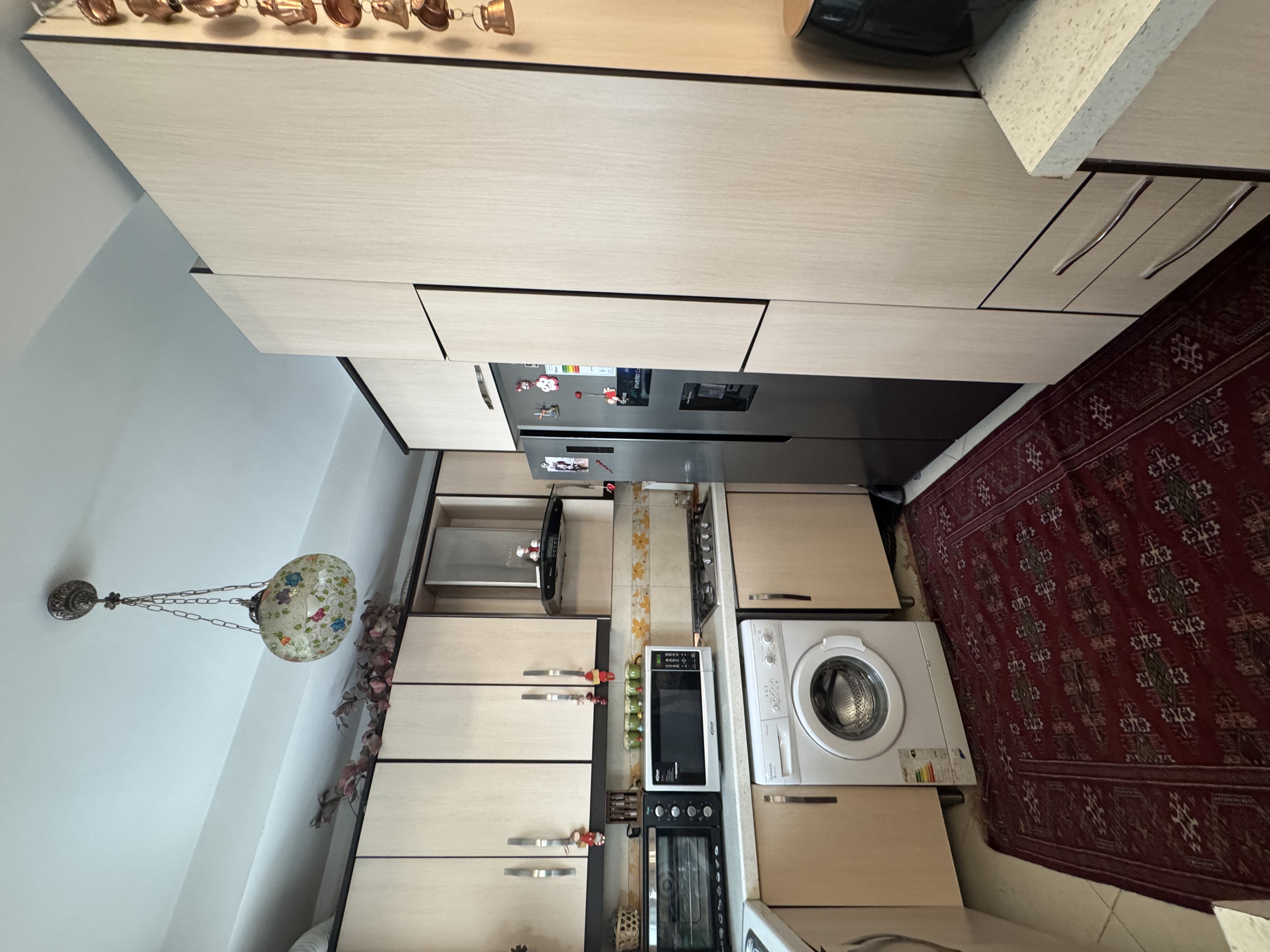 فروش آپارتمان 85متر ازگل 2خواب زیرقیمت