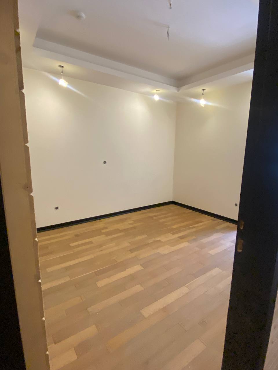 فروش آپارتمان 155 متر هفت حوض سه خواب تاپ لوکیشن غرق نور